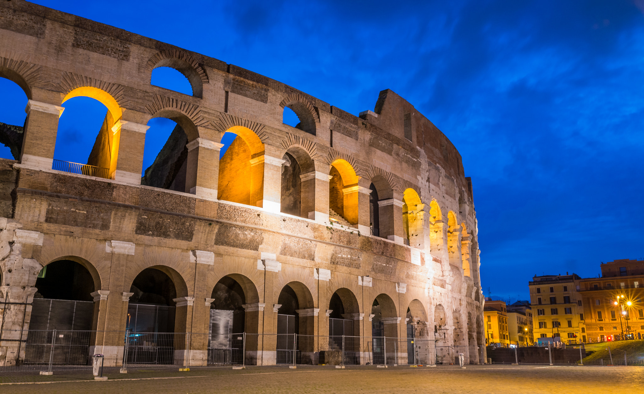 Tamron SP 24-70mm F2.8 Di VC USD sample photo. Colosseum in color photography
