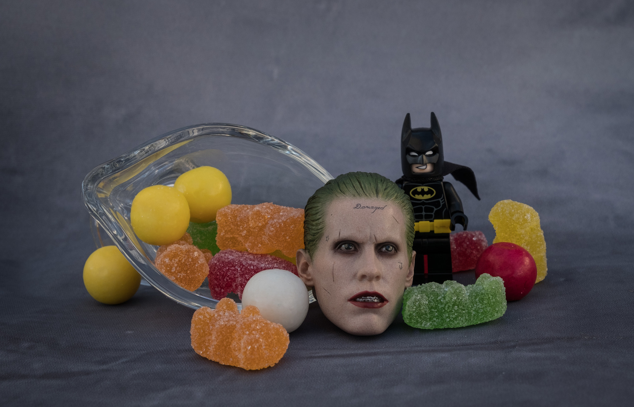 Fujifilm X-Pro2 + Fujifilm XF 18-55mm F2.8-4 R LM OIS sample photo. Batman y el joker photography
