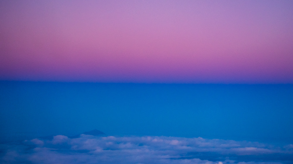 AF Zoom-Nikkor 35-70mm f/3.3-4.5 N sample photo. Nubes desde avion tfe malaga feb photography