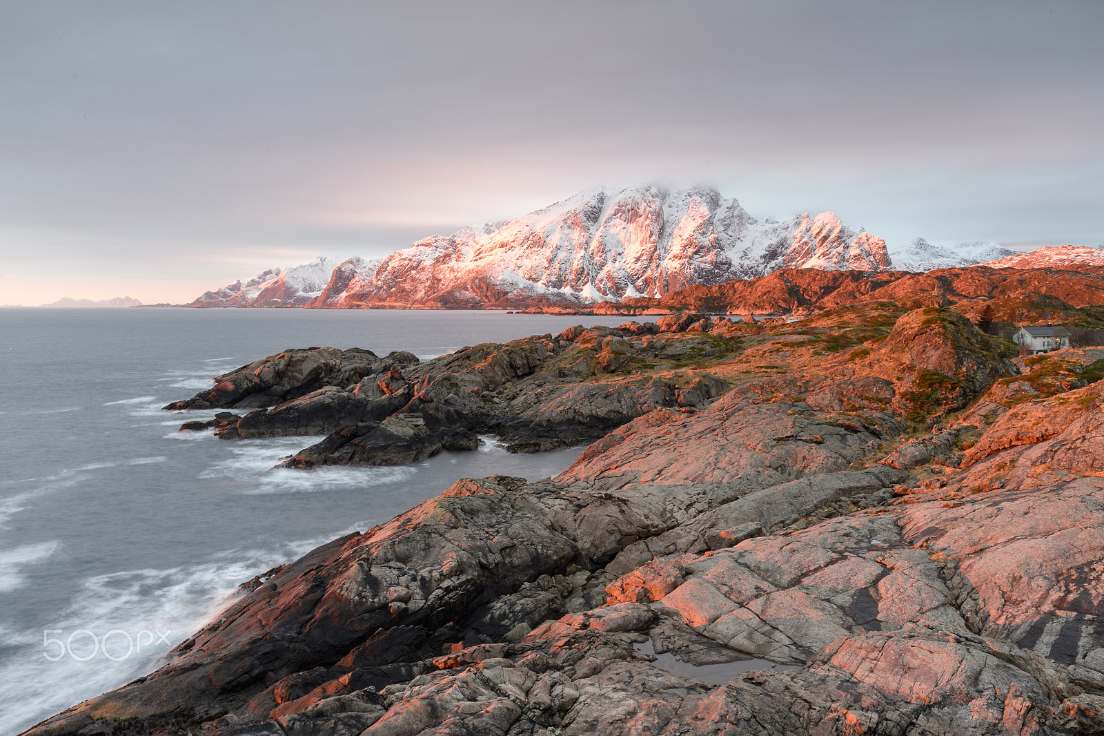 Nikon AF-S Nikkor 24-120mm F4G ED VR sample photo. Evening lights at the nusfjord photography