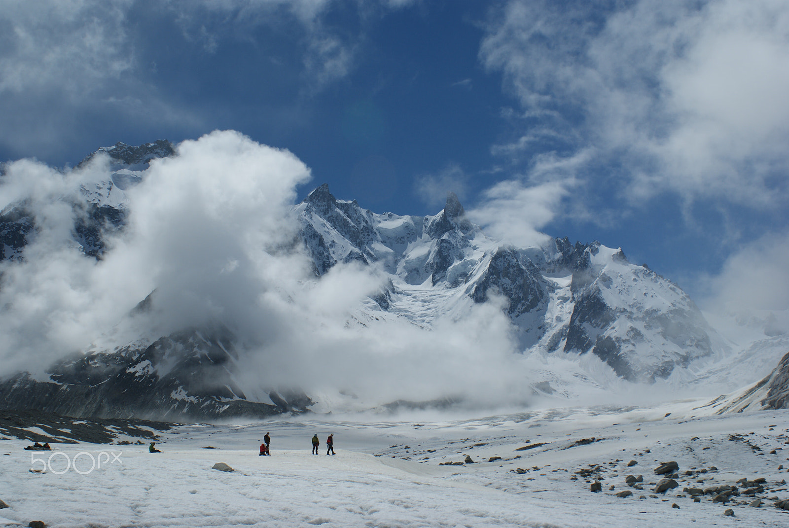 Sony Alpha DSLR-A330 sample photo. Resolution of clouds photography