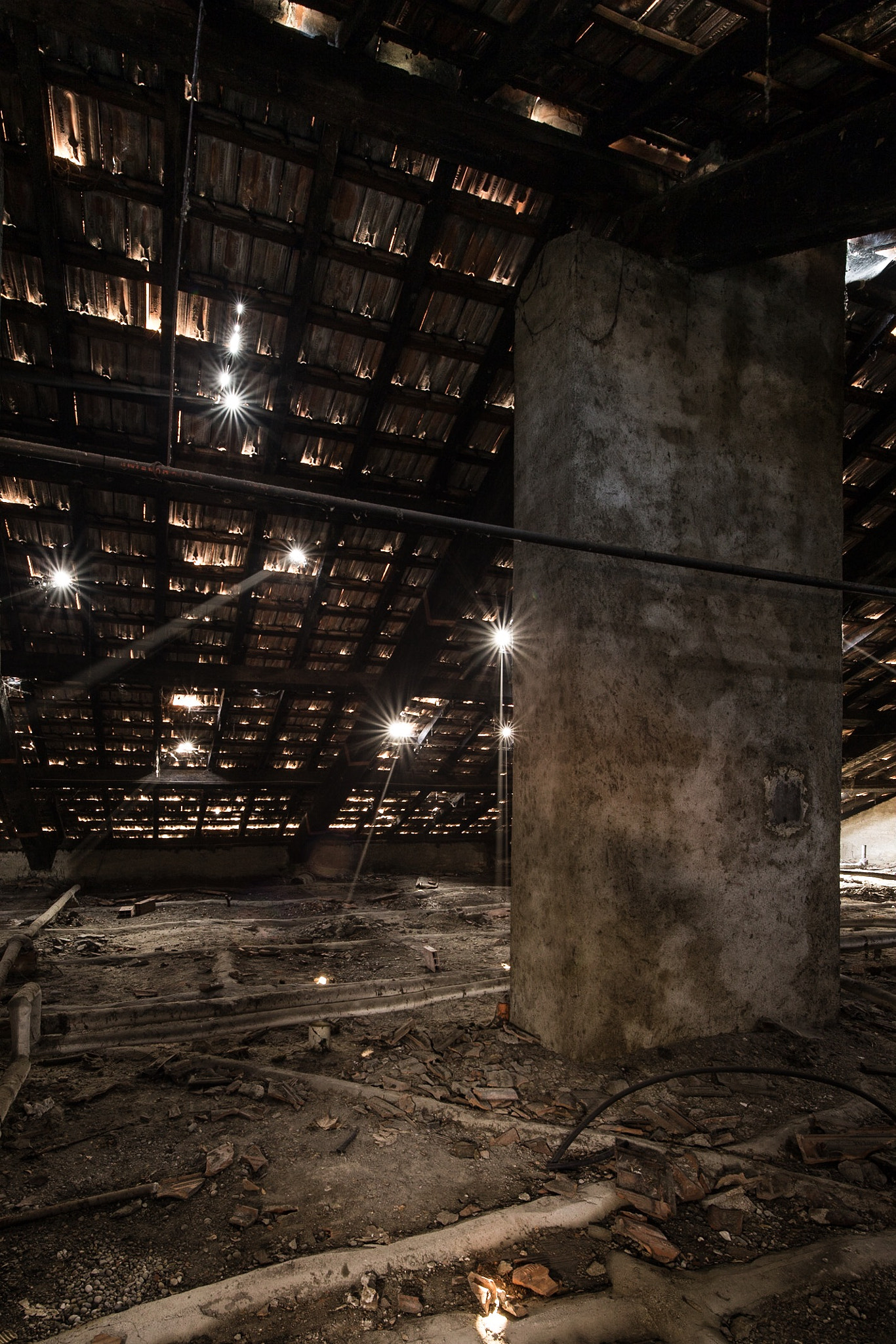 Canon EOS-1D X sample photo. Abandonet lights photography