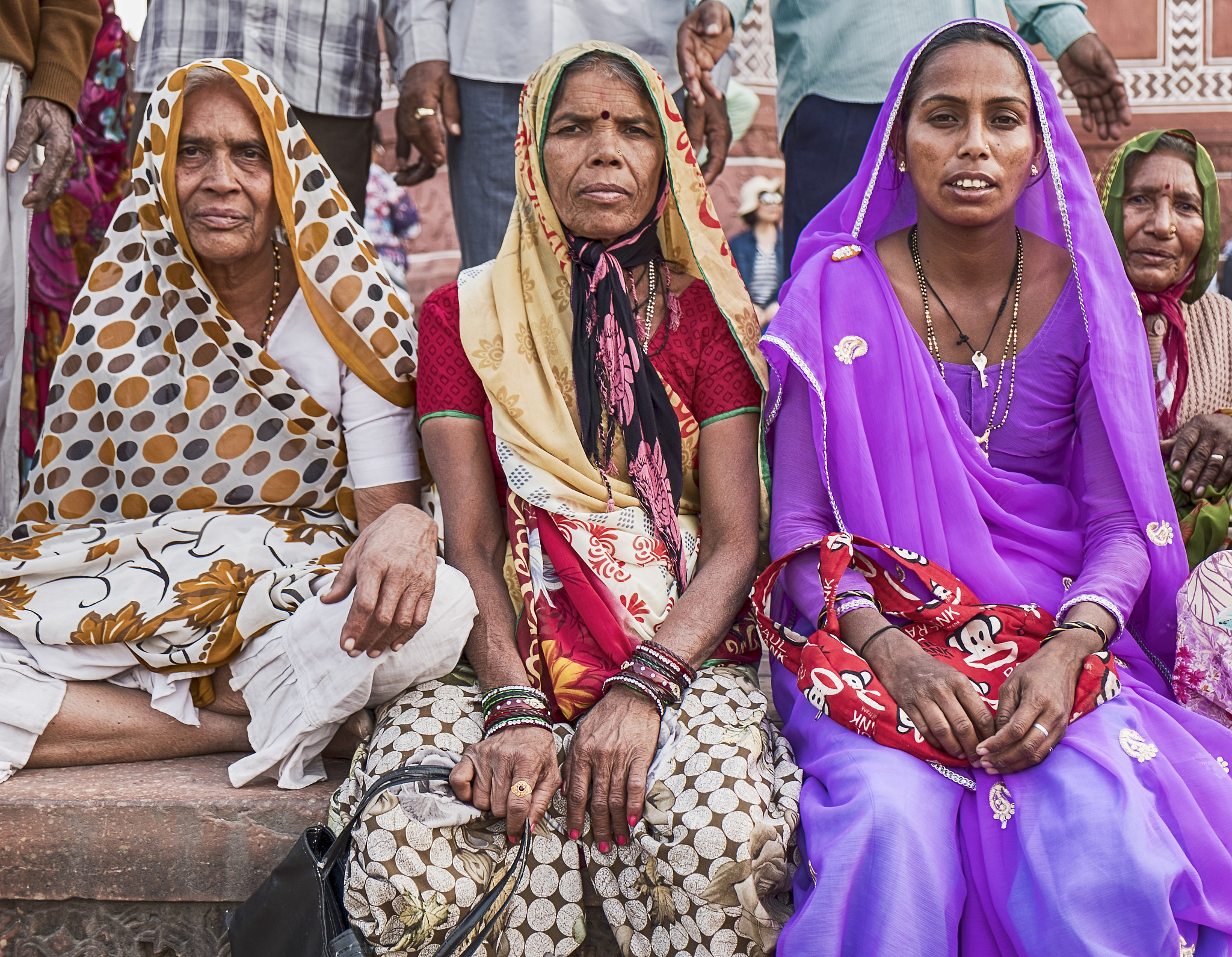 Fujifilm X-Pro2 + Fujifilm XF 18-55mm F2.8-4 R LM OIS sample photo. Three women at the taj mahal photography