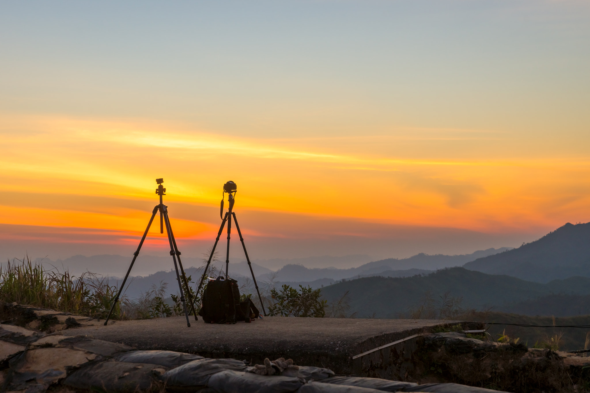 Sony SLT-A99V sample photo. Tripod silhouette at sunrise photography