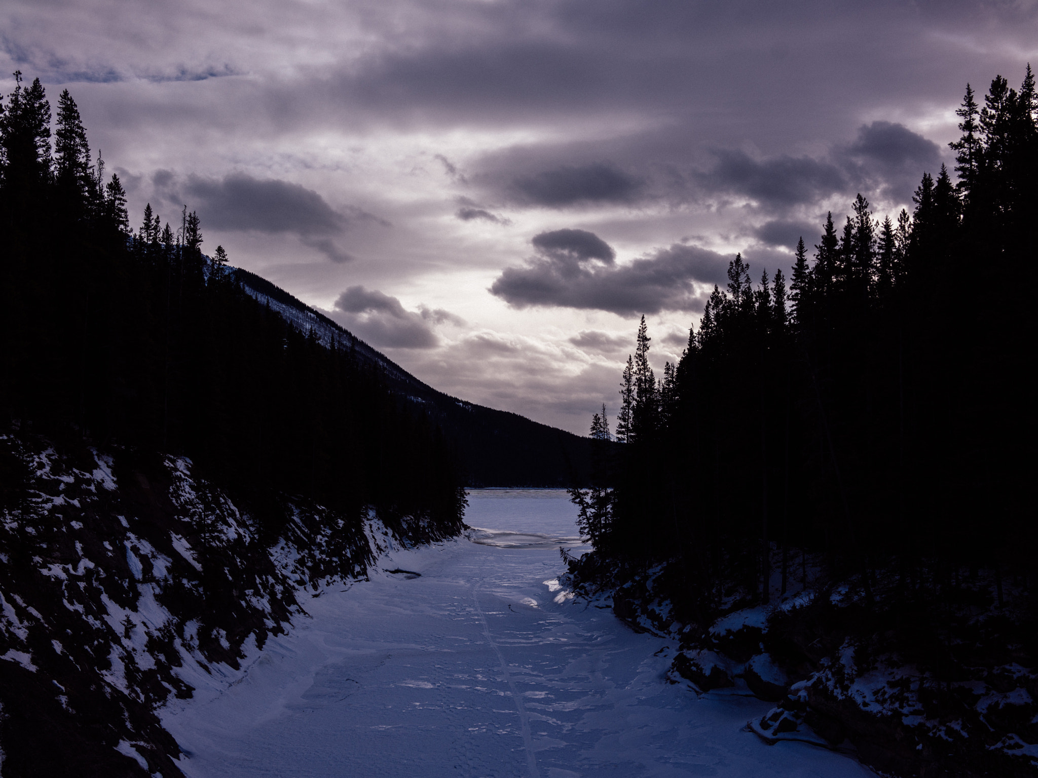 35mm F2.0 sample photo. Stewart canyon at lake minnewanka photography