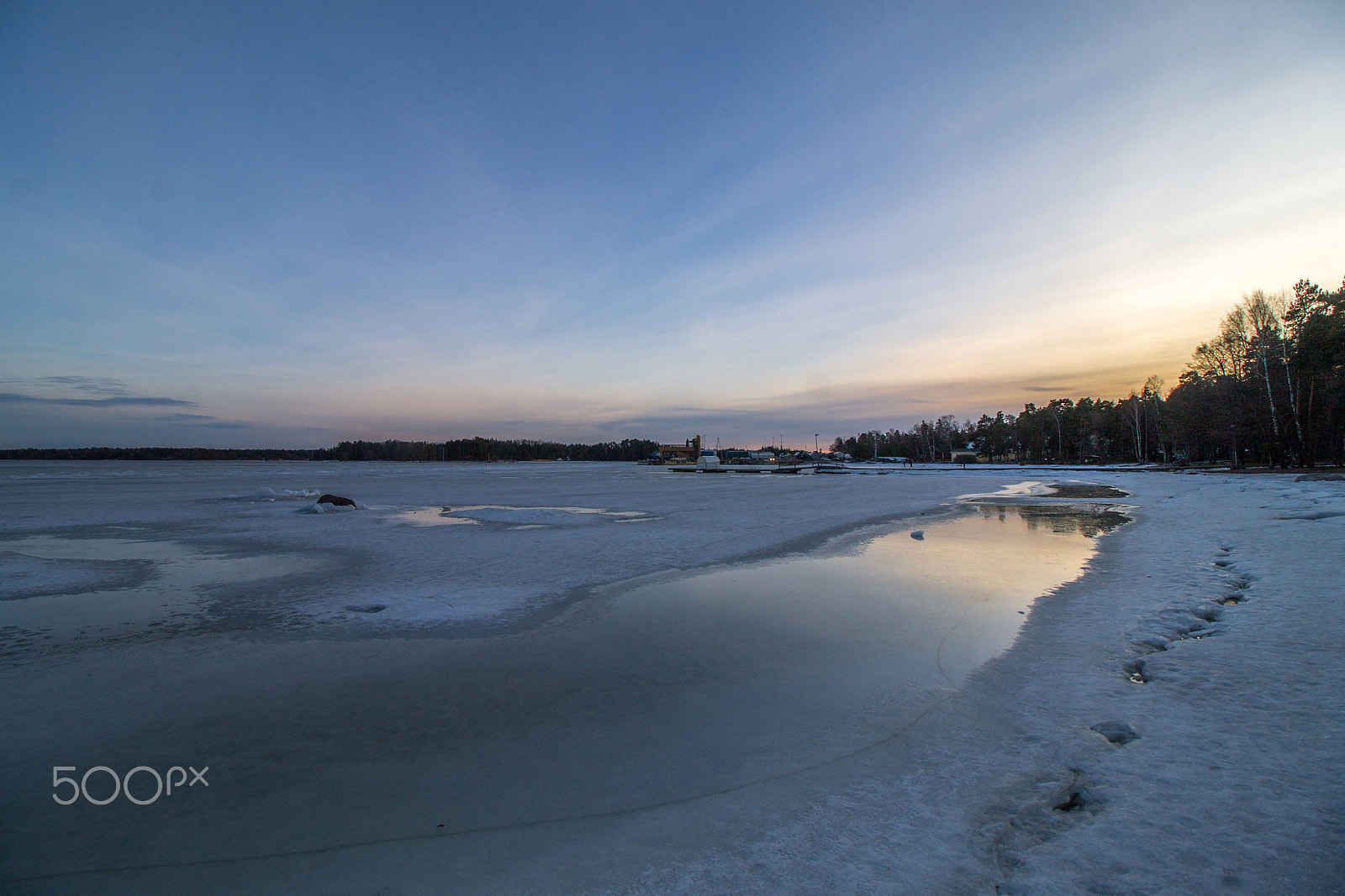 Canon EOS 1100D (EOS Rebel T3 / EOS Kiss X50) sample photo. Sunset on the frozen sea photography