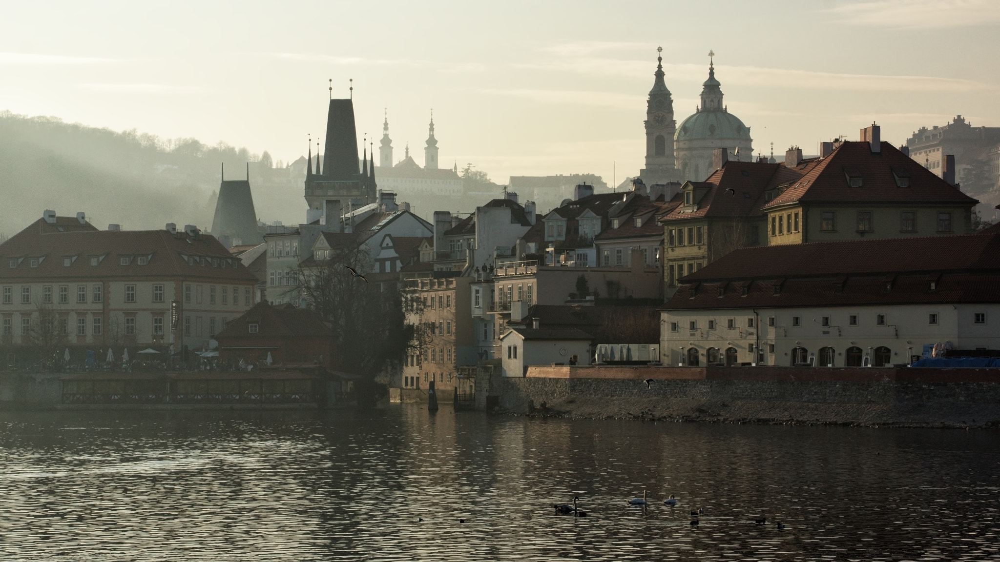 Sony DT 18-135mm F3.5-5.6 SAM sample photo. Prague photography
