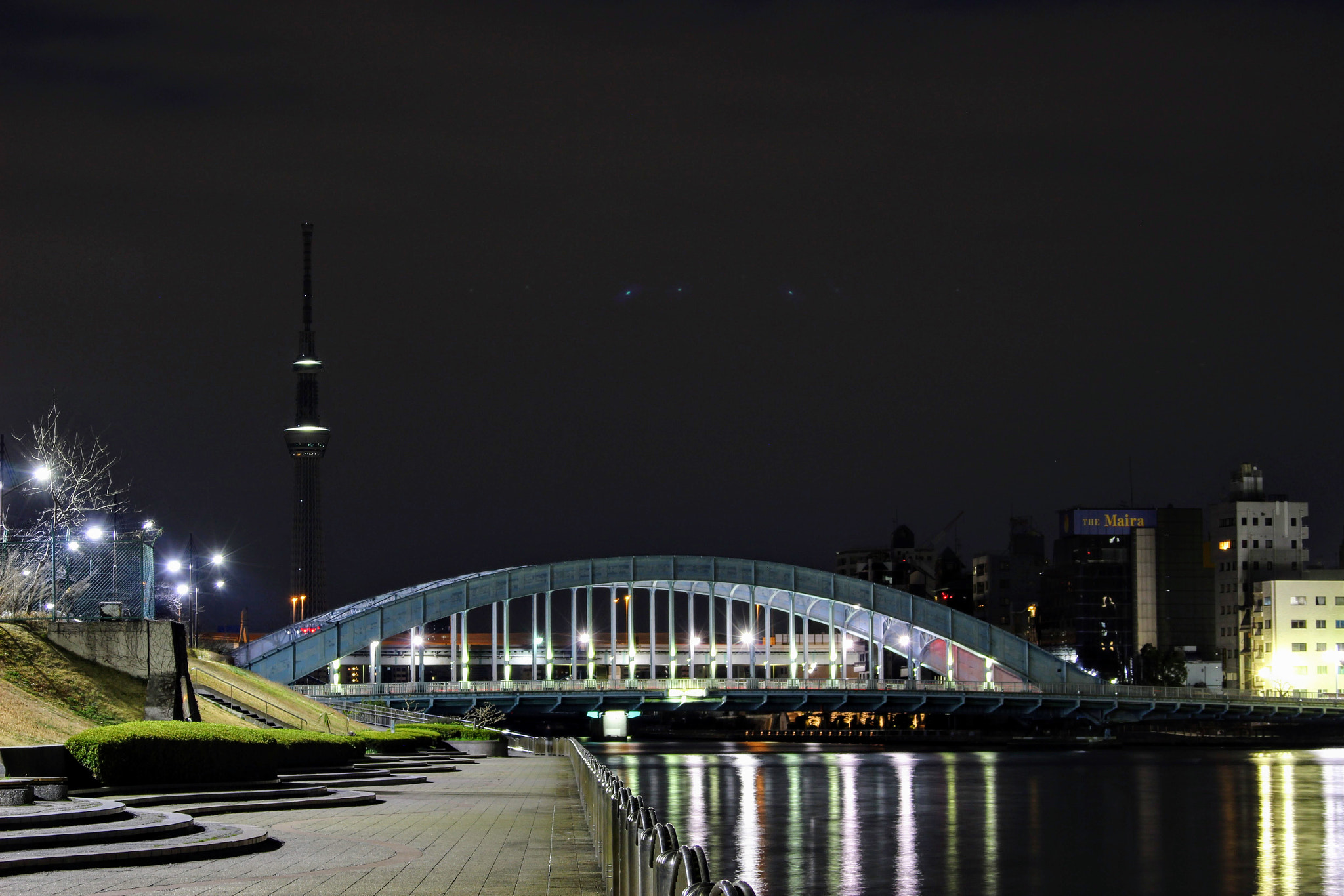 Canon EF 28-80mm f/3.5-5.6 USM sample photo. 橋の向こうに photography