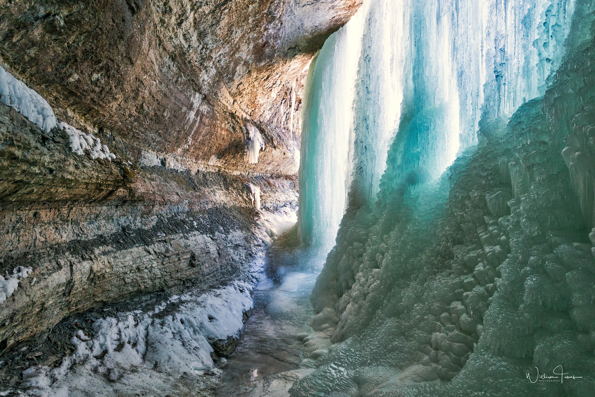 Canon EF 17-40mm F4L USM sample photo. Behind bridal veil falls photography