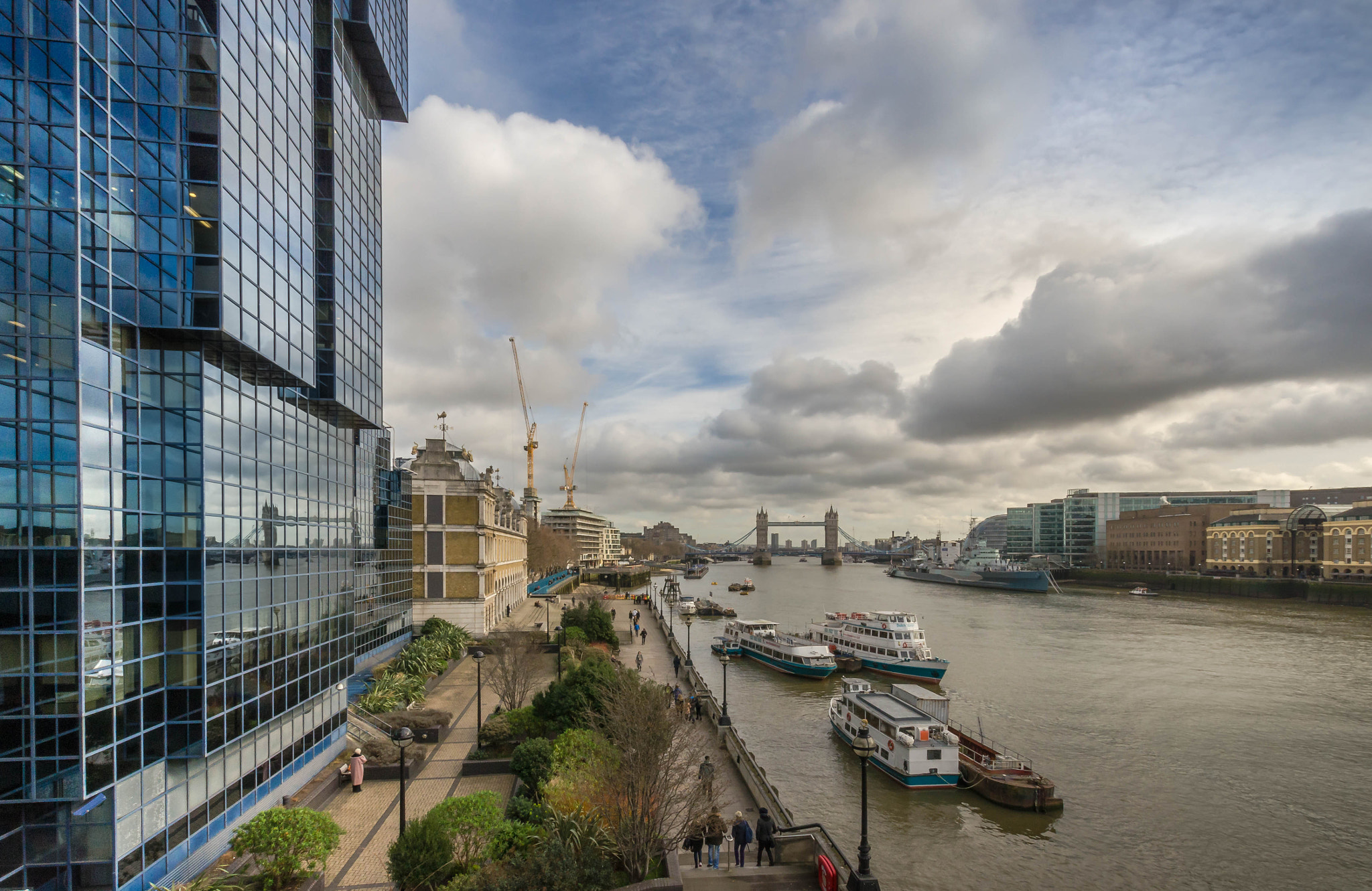 Nikon D7000 + Sigma 10-20mm F3.5 EX DC HSM sample photo. River thames photography