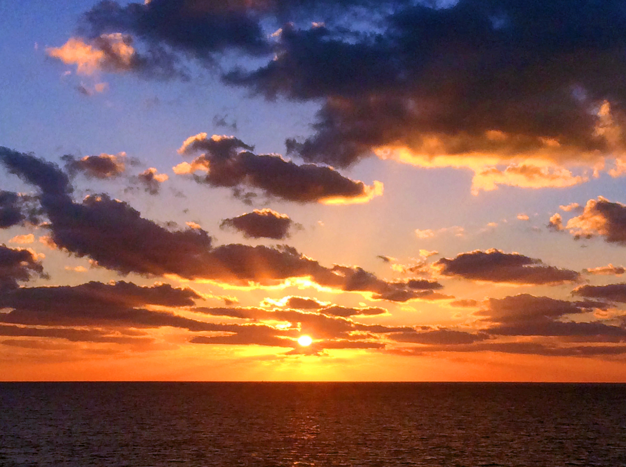 iPad mini 2 back camera 3.3mm f/2.4 sample photo. Caribbean sunrise photography