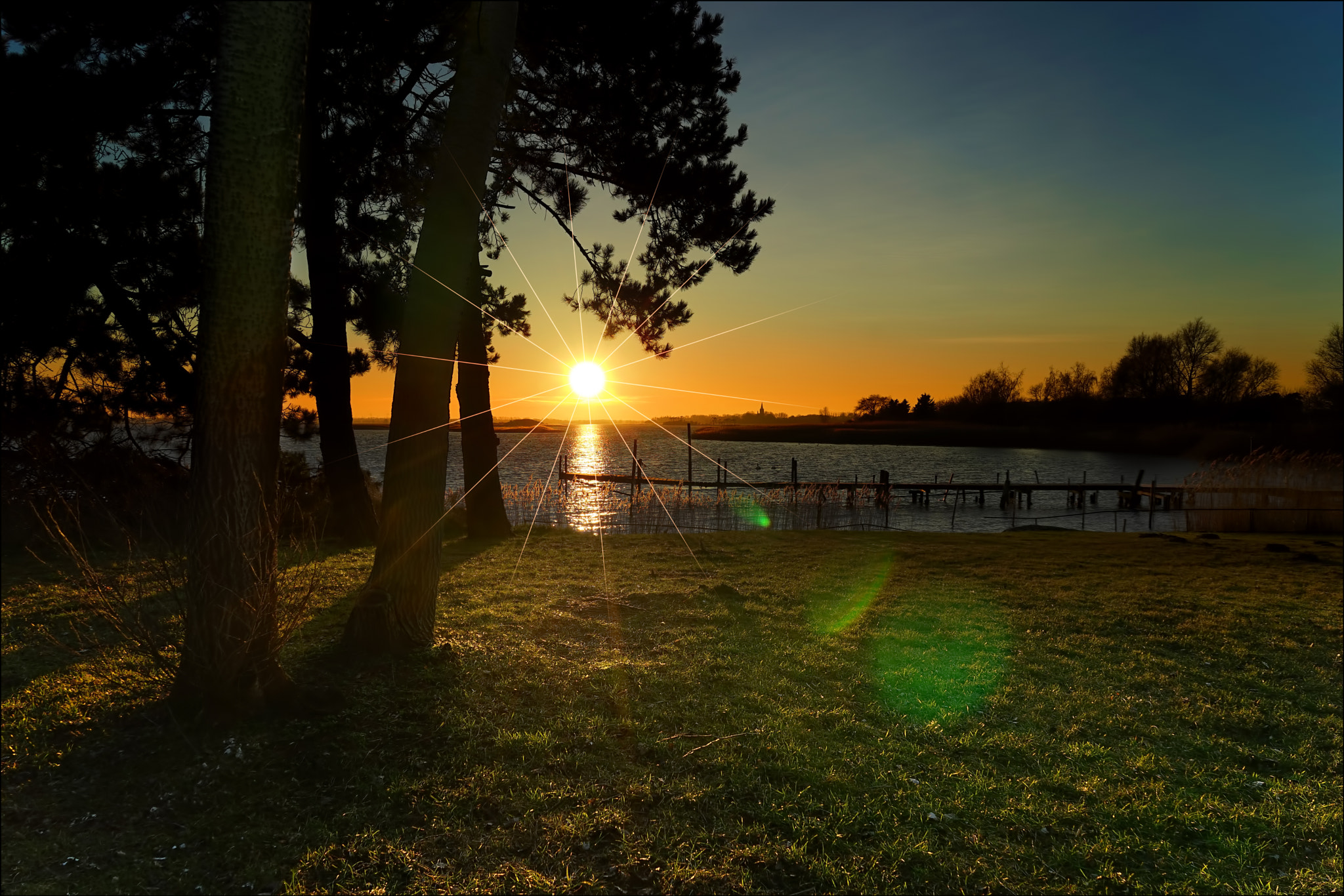 Sony a7 + Sony Vario Tessar T* FE 24-70mm F4 ZA OSS sample photo. Sunset riems ii photography