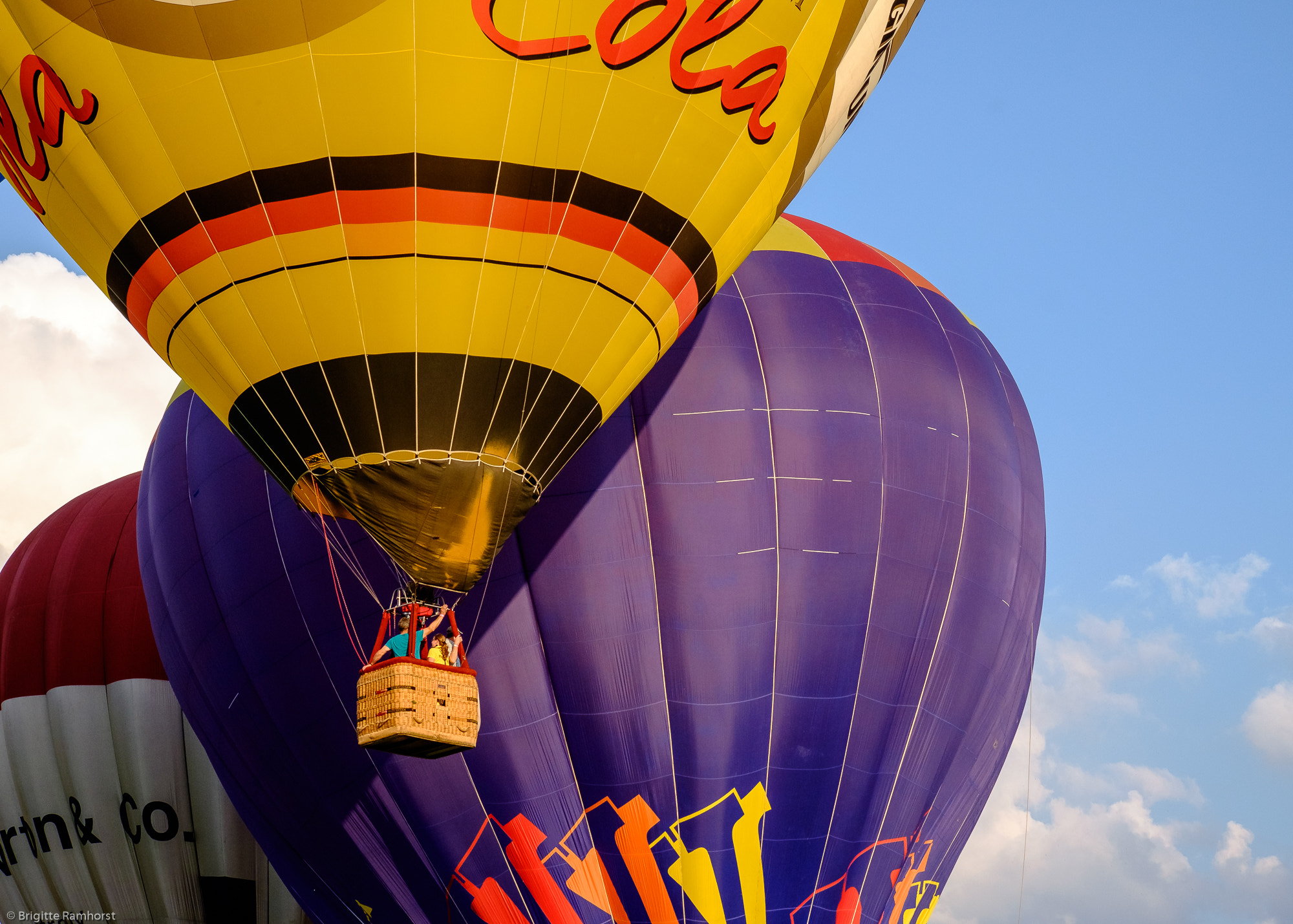 Fujifilm X-E2 + Fujifilm XF 55-200mm F3.5-4.8 R LM OIS sample photo. Montgolfiade warstein photography