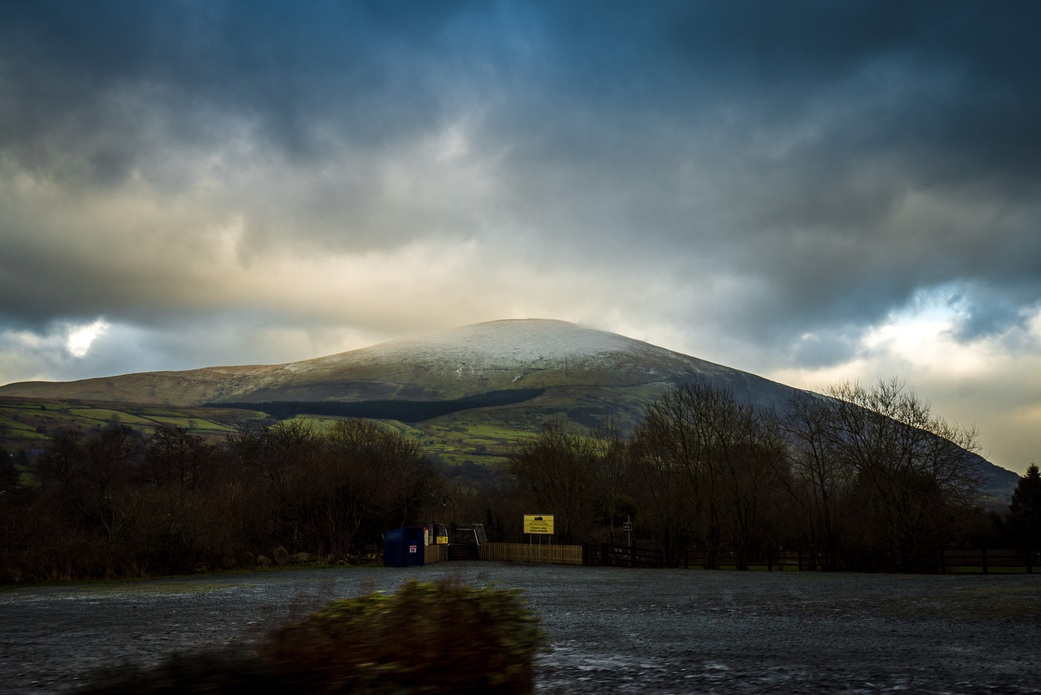 Sony a7S + Sony Vario-Tessar T* FE 16-35mm F4 ZA OSS sample photo. Snowdonia photography