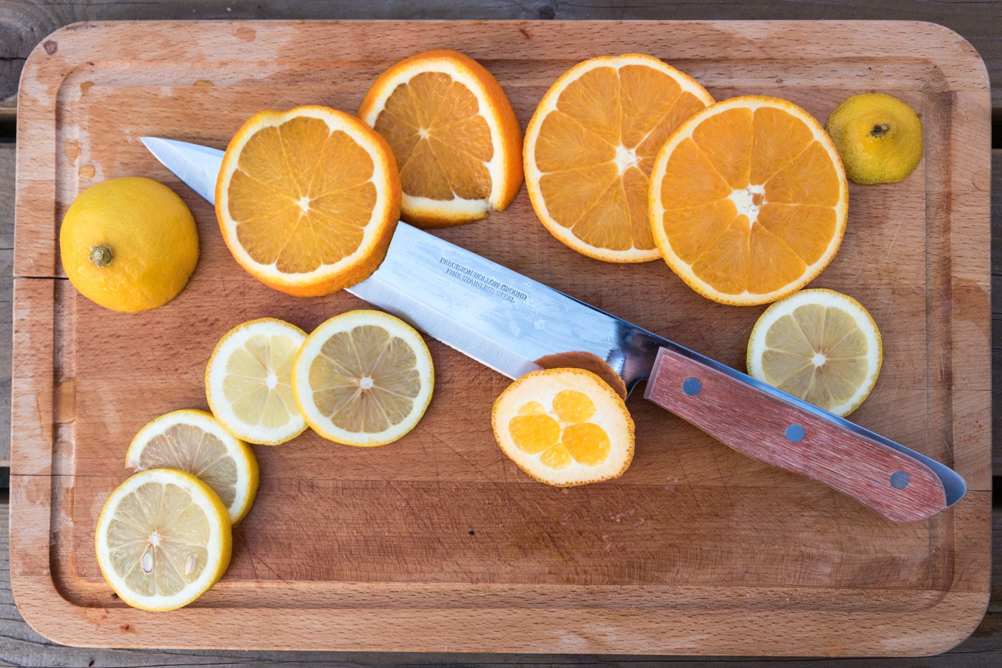 Canon EOS 750D (EOS Rebel T6i / EOS Kiss X8i) sample photo. Cut citrus photography