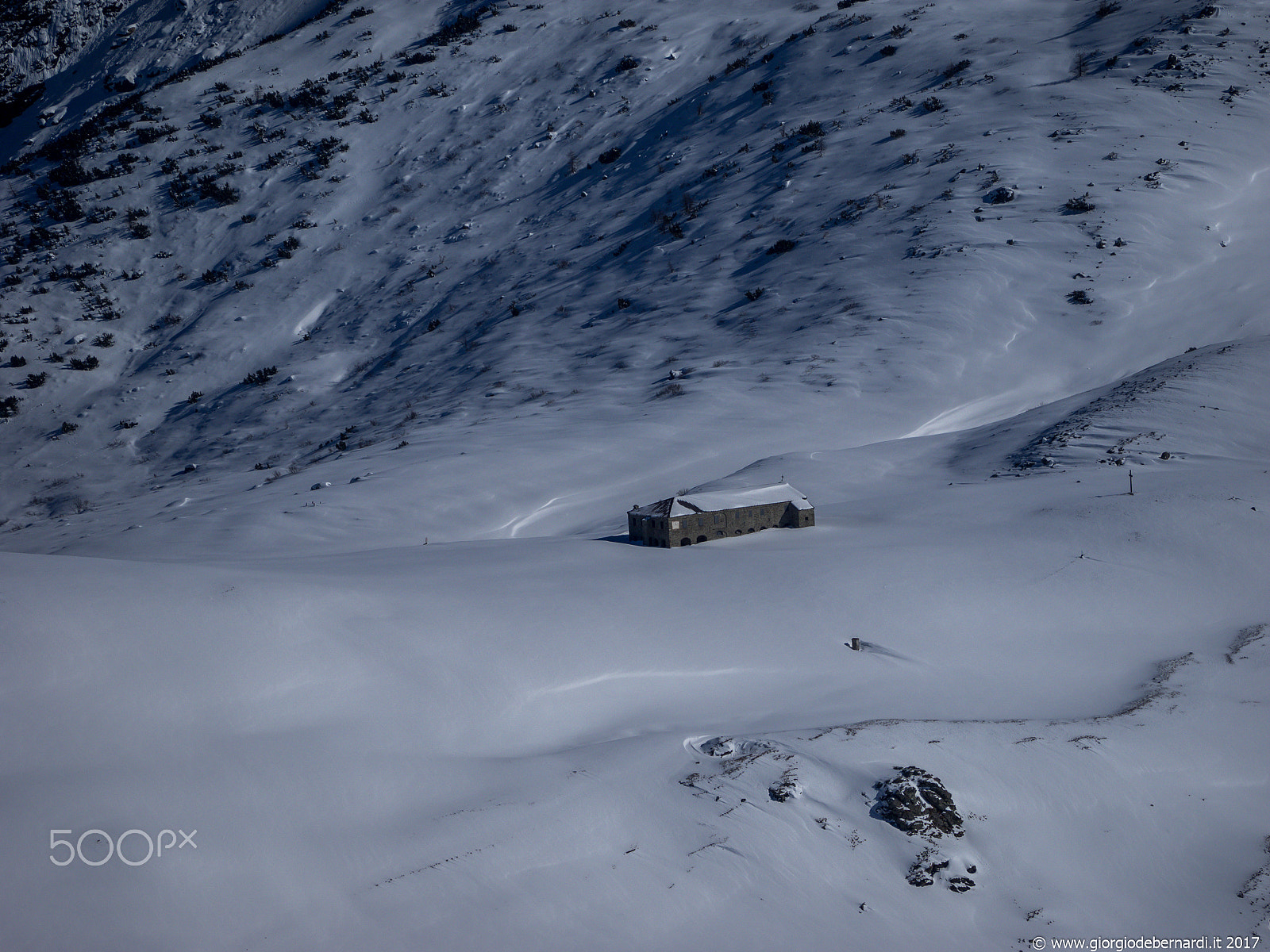 Olympus OM-D E-M1 sample photo. La nevicata photography