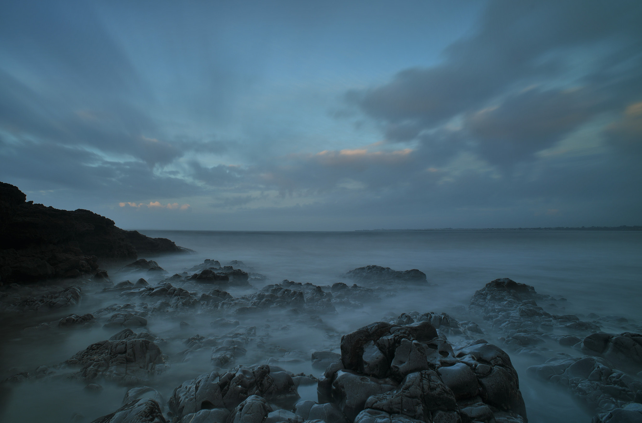 Nikon D750 + AF Nikkor 20mm f/2.8 sample photo. Ogmore dawn photography