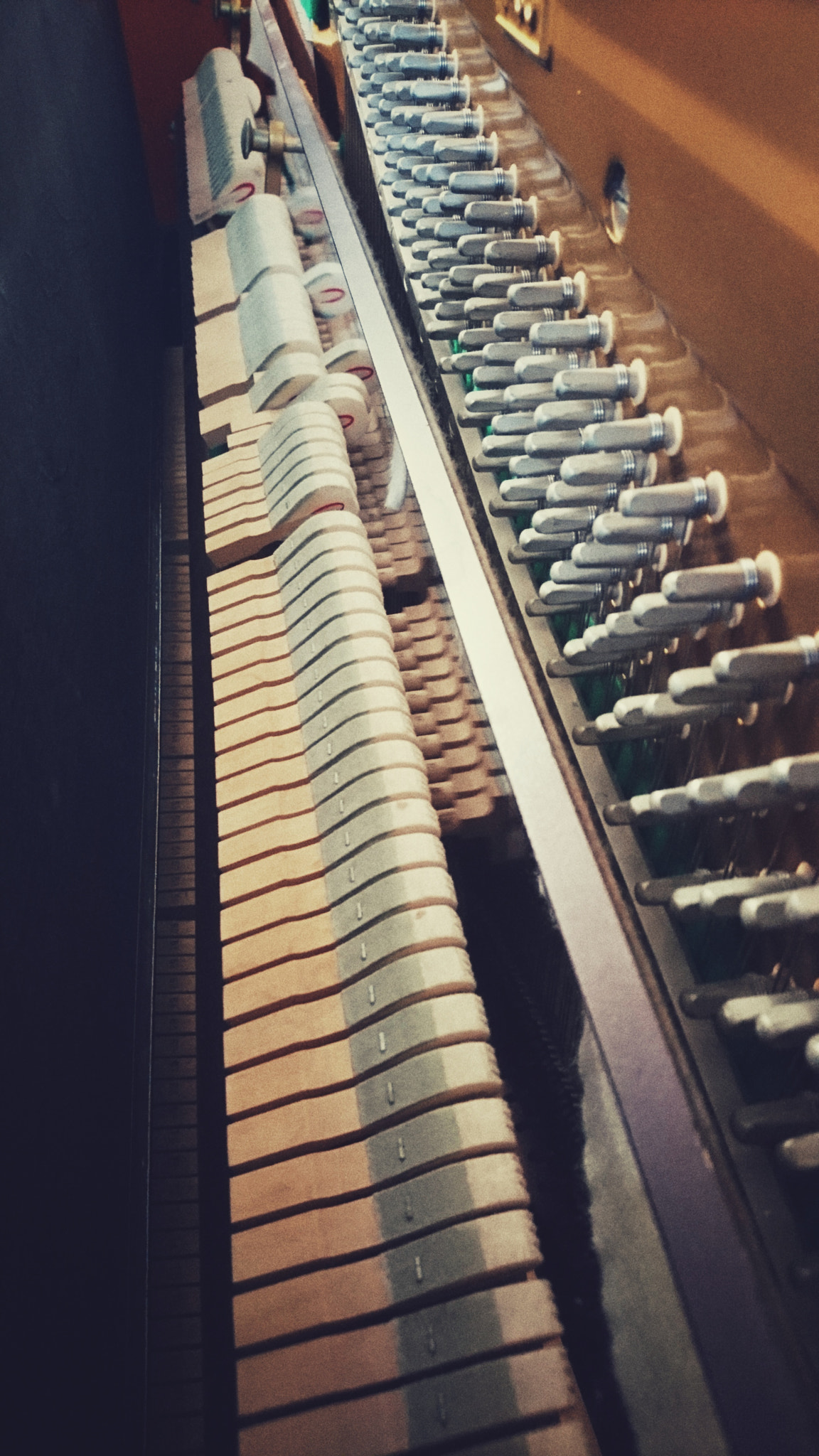 Sony Xperia X Compact sample photo. Piano photography