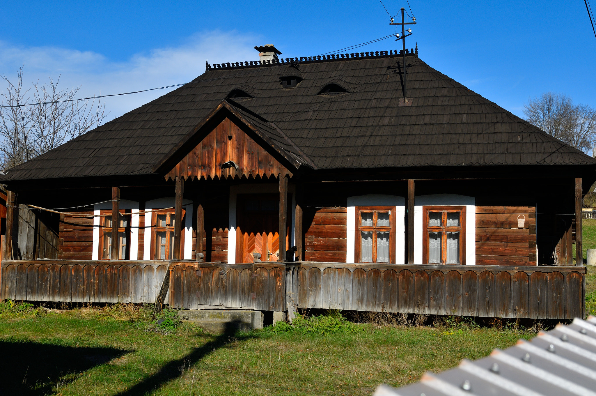 Nikon D300S sample photo. Old house in bucovina-roumania (200 years) photography