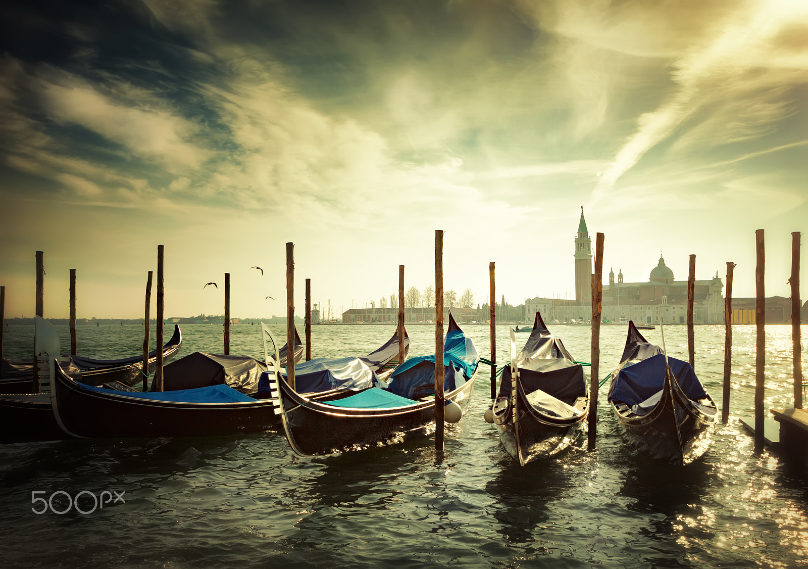 Canon EF-S 17-55mm F2.8 IS USM sample photo. Venice romance photography