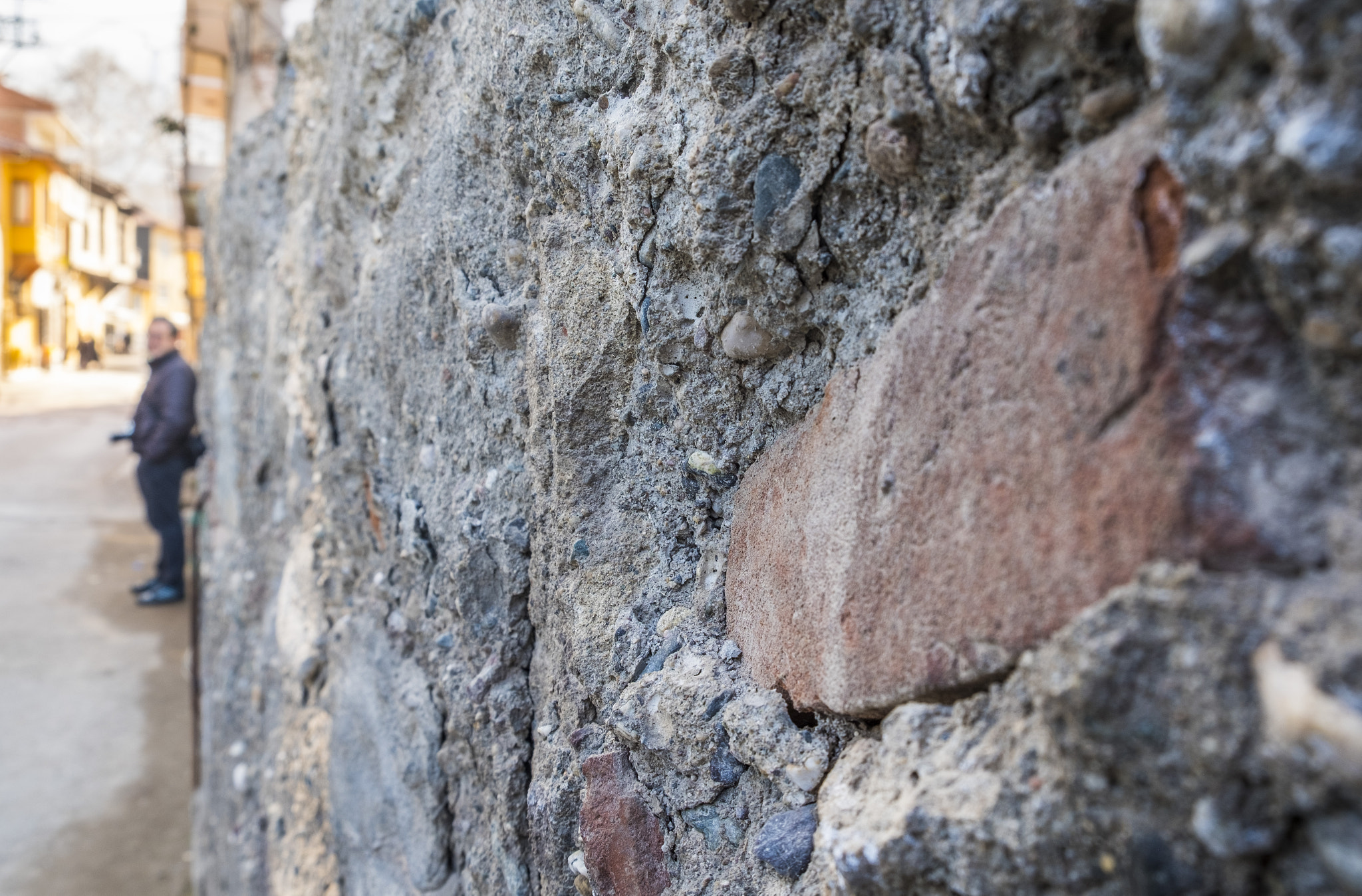 Fujifilm X-Pro2 + Fujifilm XF 18-55mm F2.8-4 R LM OIS sample photo. Wall photography