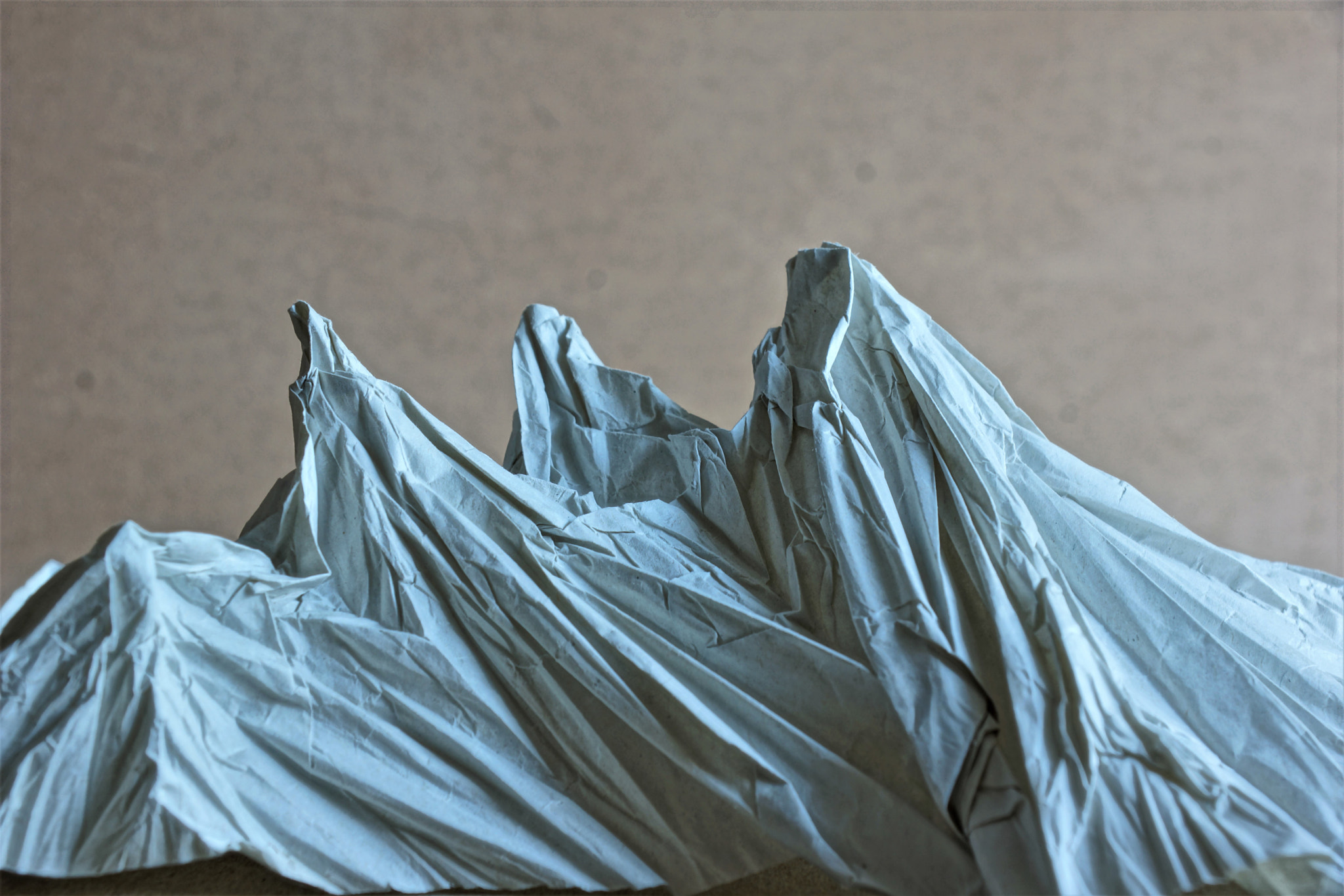 Sony DT 16-105mm F3.5-5.6 sample photo. Origami, tectonic.  折り紙 photography