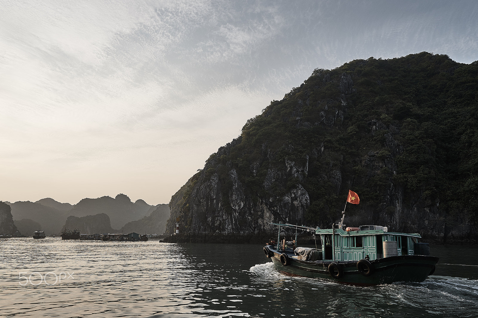 Sony a7 sample photo. Atardece en cat ba photography