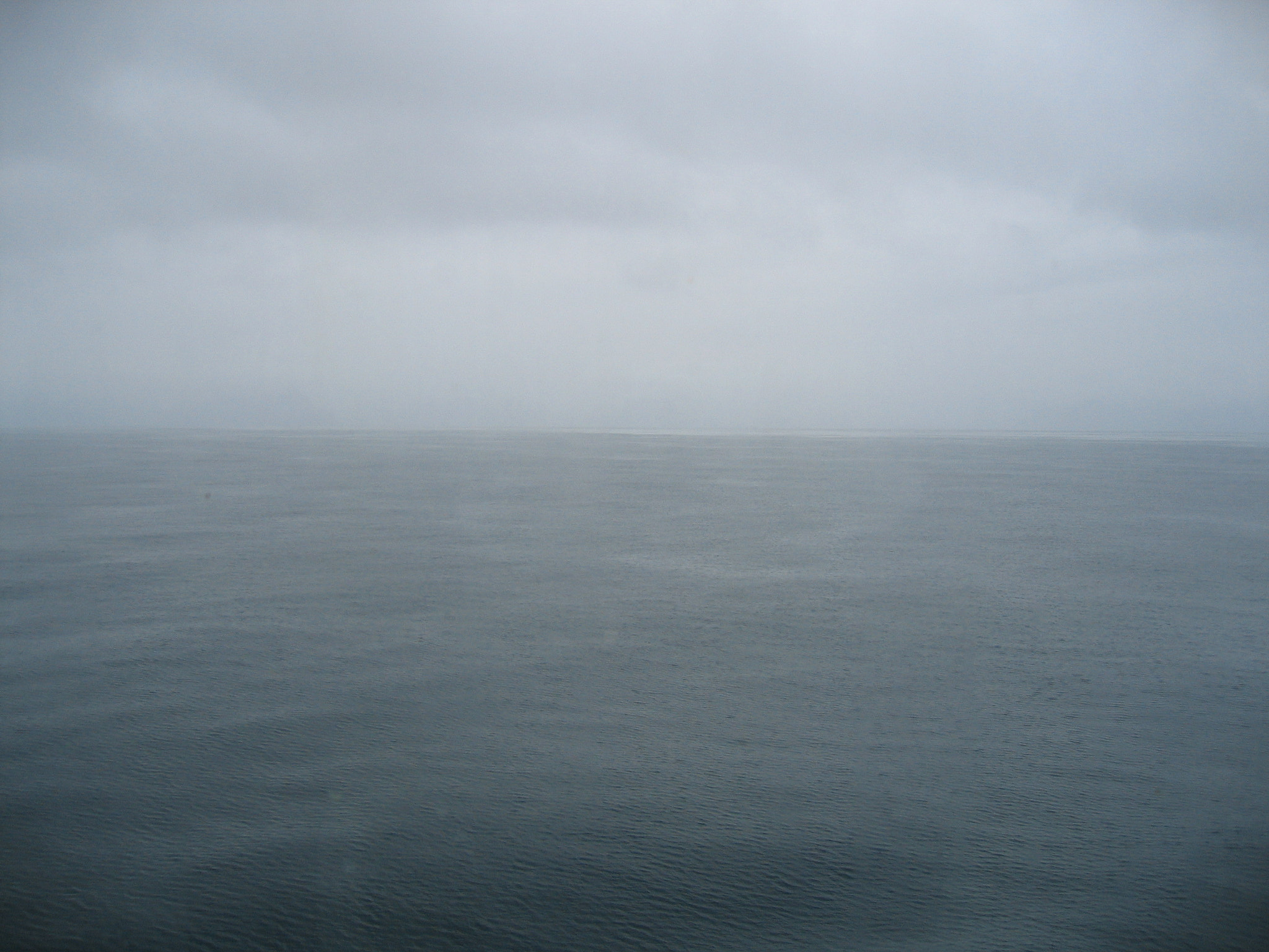 Canon PowerShot ELPH 520 HS (IXUS 500 HS / IXY 3) sample photo. Sea in the fog photography