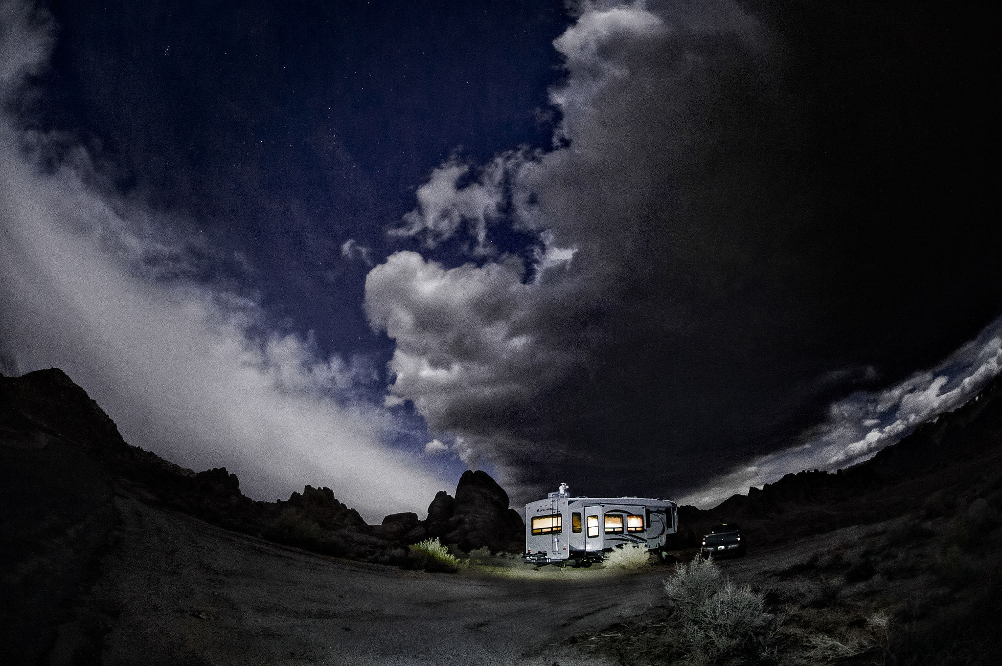 Nikon D4 + Nikon AF DX Fisheye-Nikkor 10.5mm F2.8G ED sample photo. Columbus fifth wheel rv at alabama hills photography