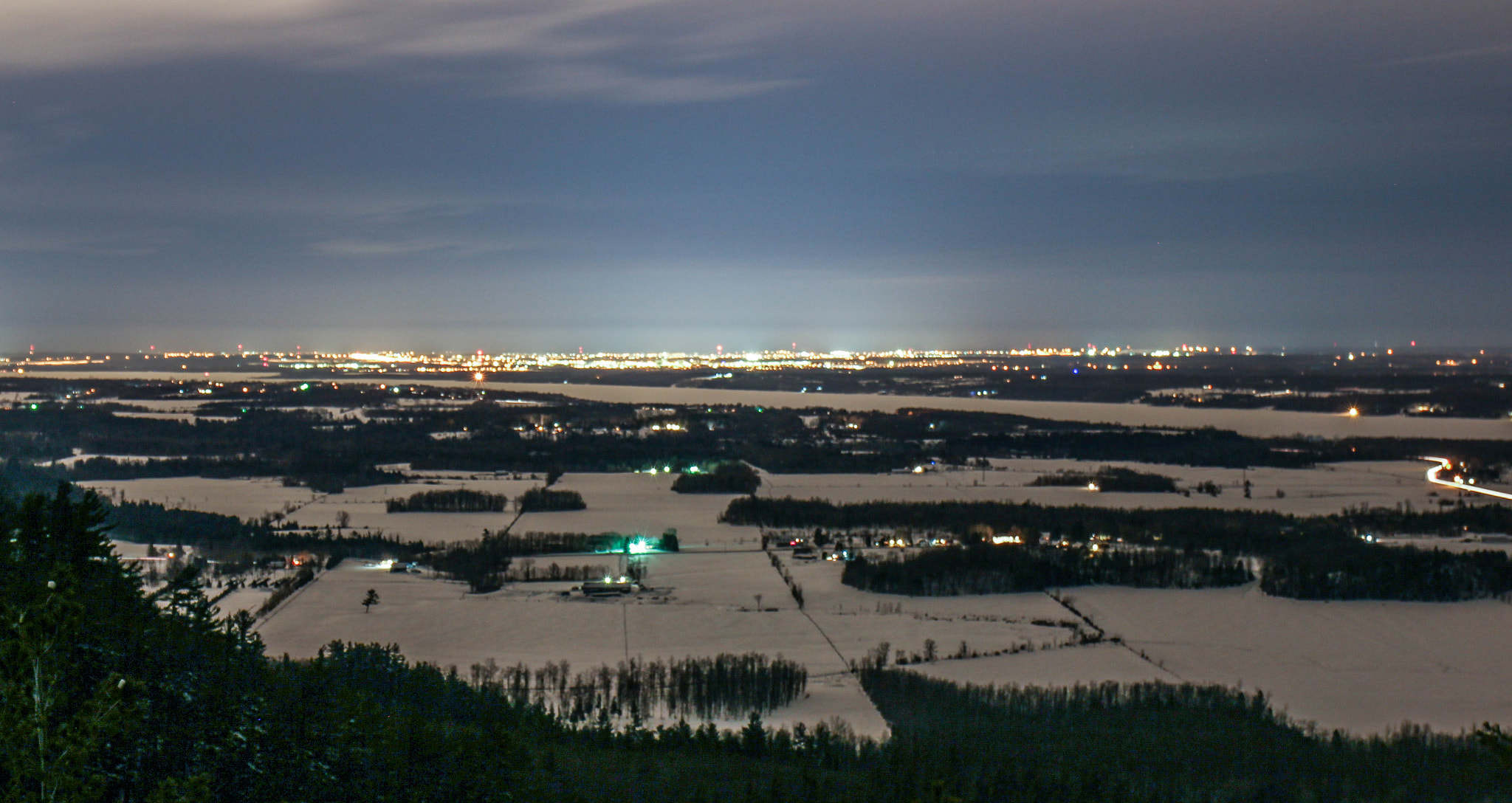 Canon EF 24-70mm F4L IS USM sample photo. Night city photography