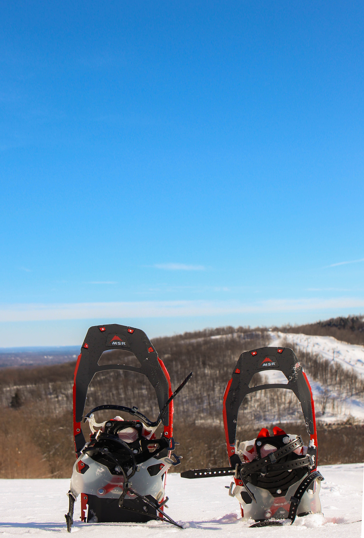 Canon EF 24-70mm F4L IS USM sample photo. The msr snowshoes photography