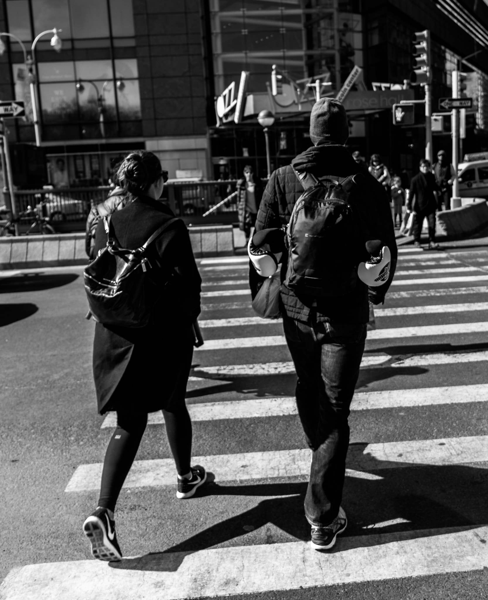 Canon EF 24-70mm F4L IS USM sample photo. Street crossing photography