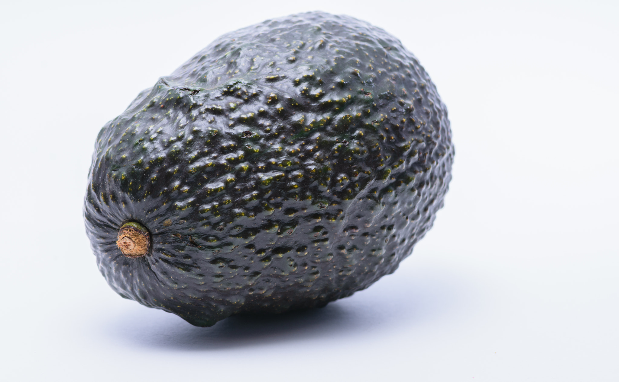 Tokina AT-X Pro 100mm F2.8 Macro sample photo. Avocado photography