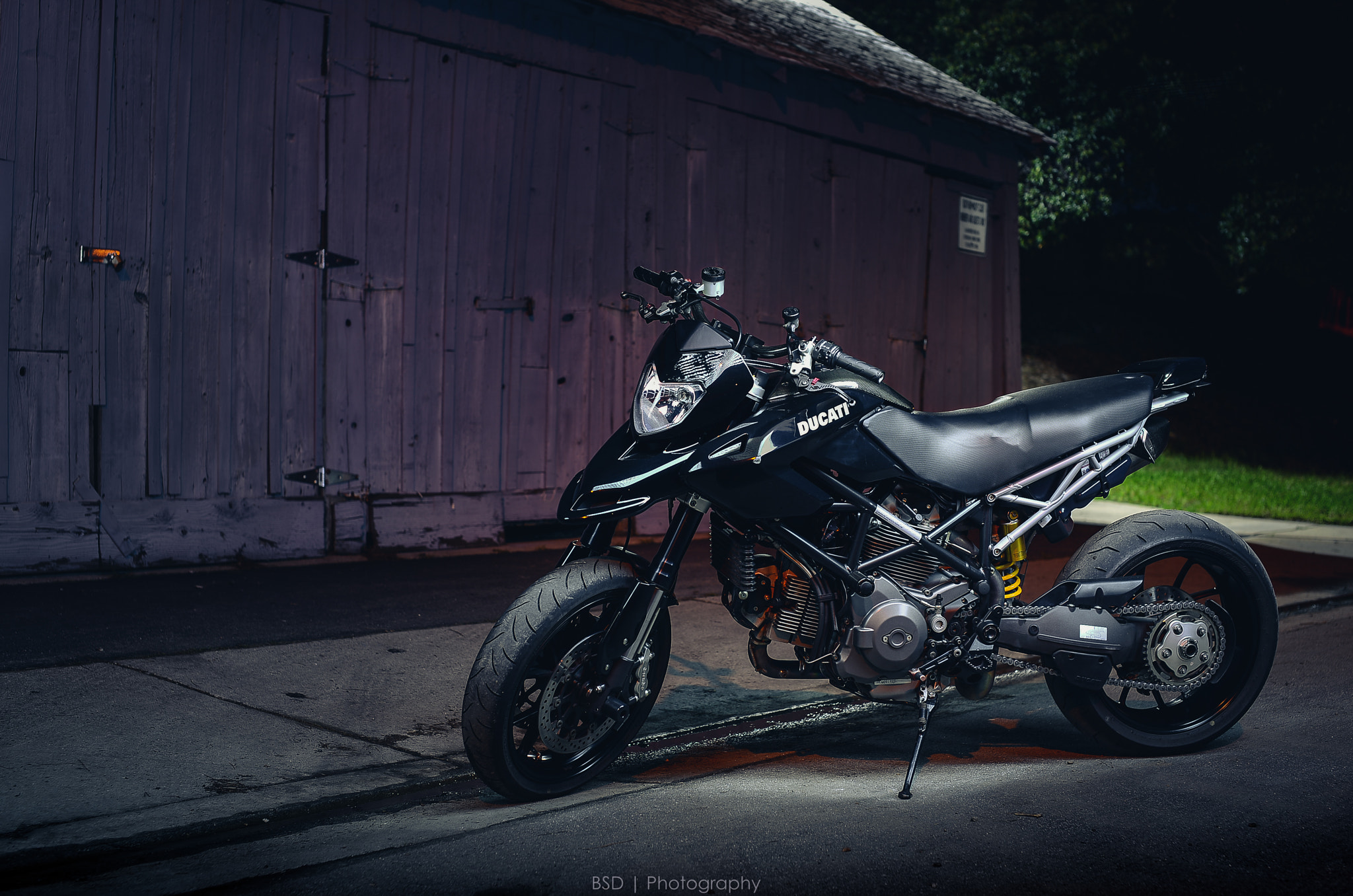 Nikon D800 + Sigma 50mm F1.4 EX DG HSM sample photo. Ann's ducati final photography