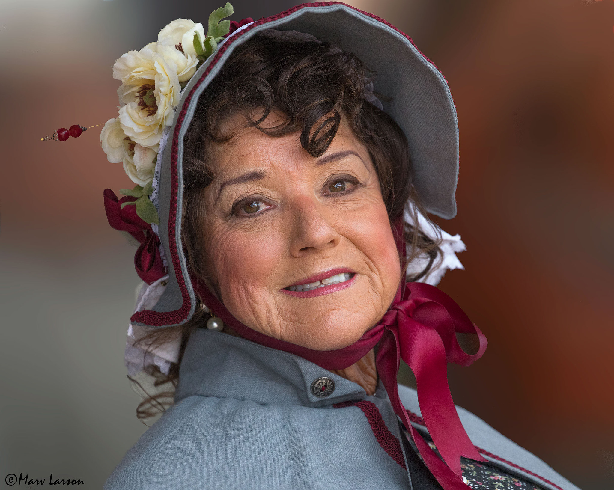 Canon EF 70-300mm F4-5.6L IS USM sample photo. Country lady photography