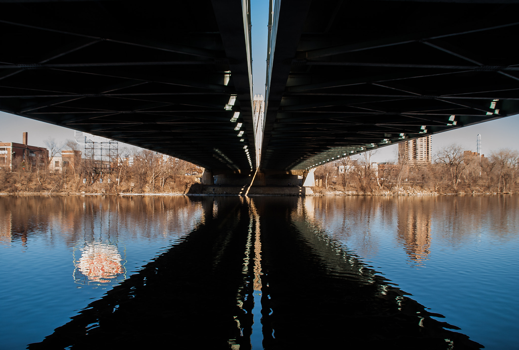 Nikon D40X sample photo. Underneath photography