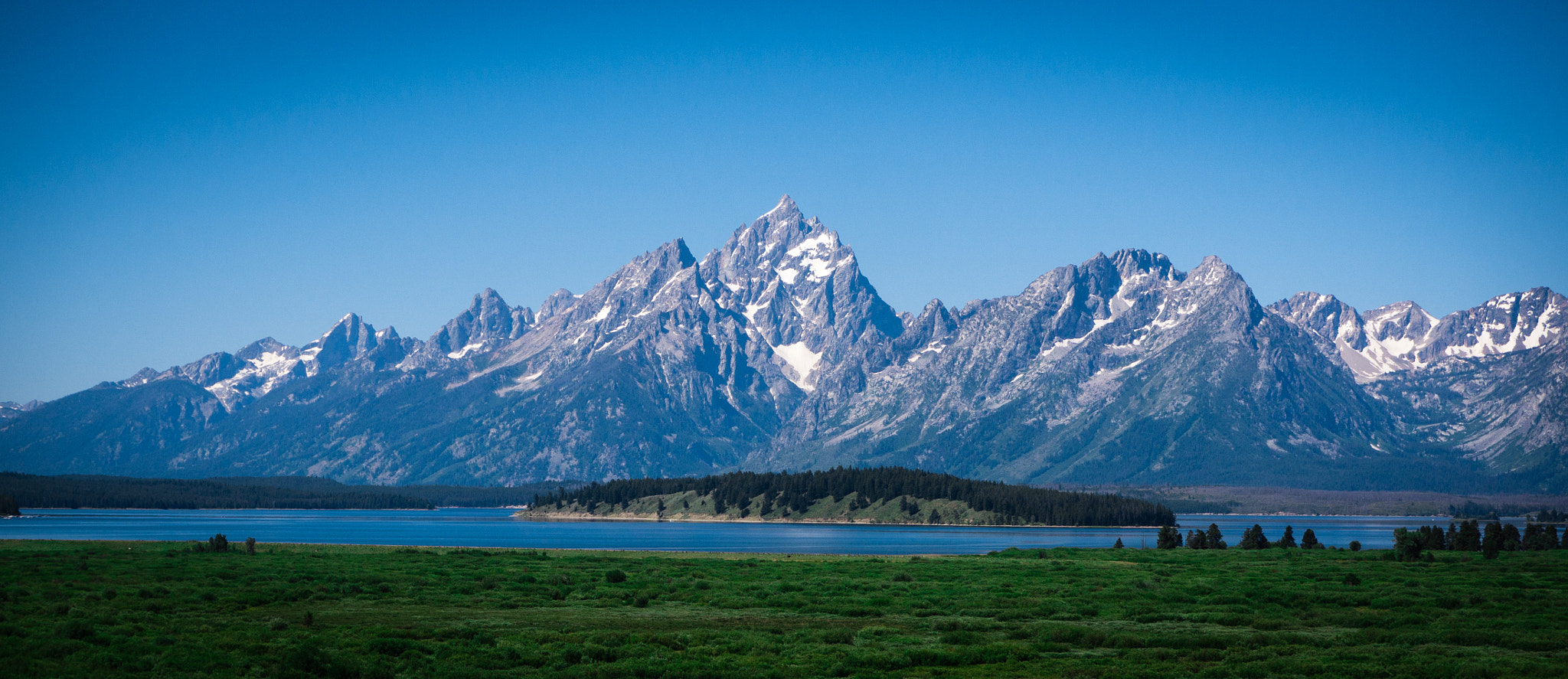 Panasonic Lumix G X Vario 35-100mm F2.8 OIS sample photo. Tetons & yellowstone photography
