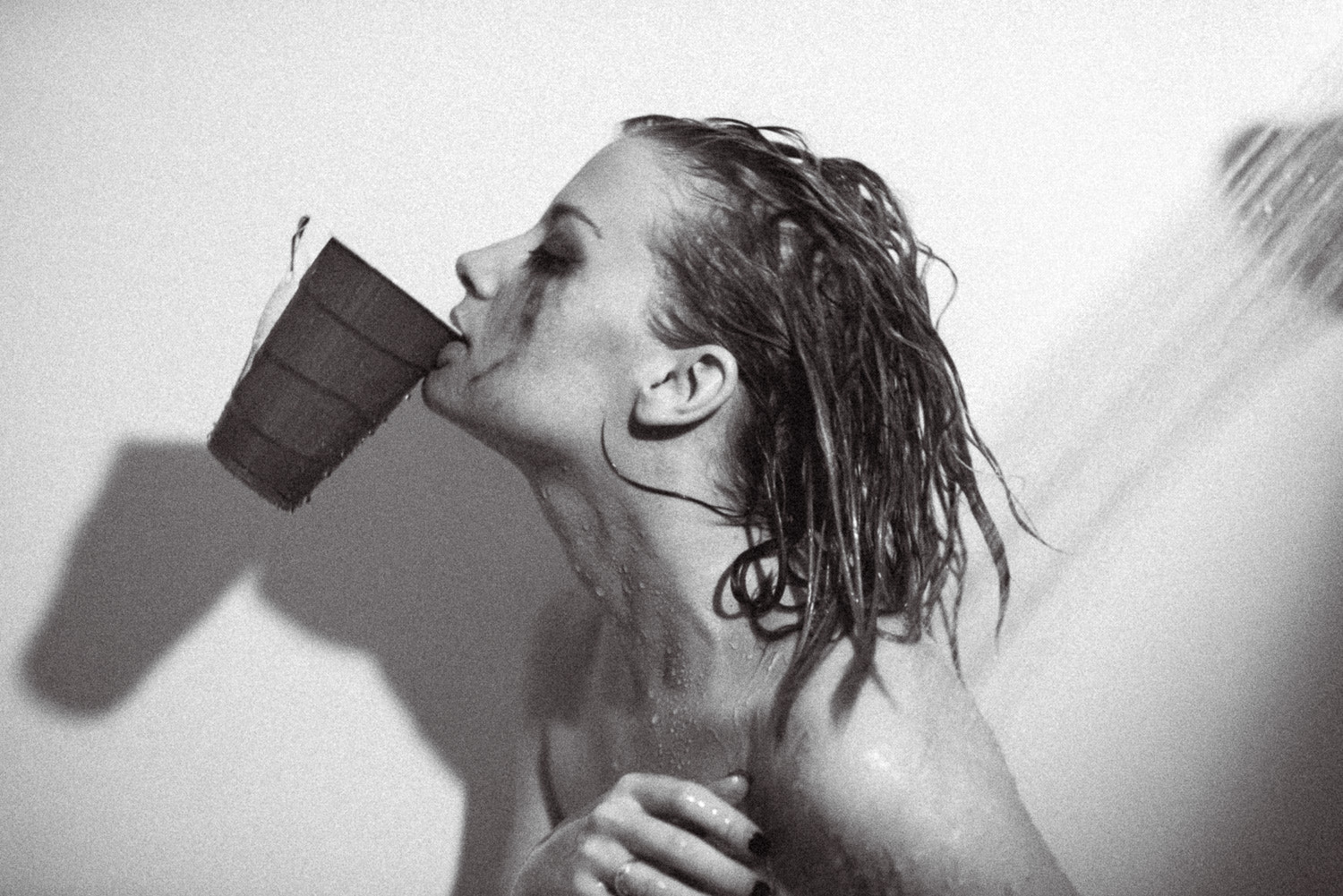 Nikon D610 + Sigma 50mm F1.4 DG HSM Art sample photo. Showerbeer photography