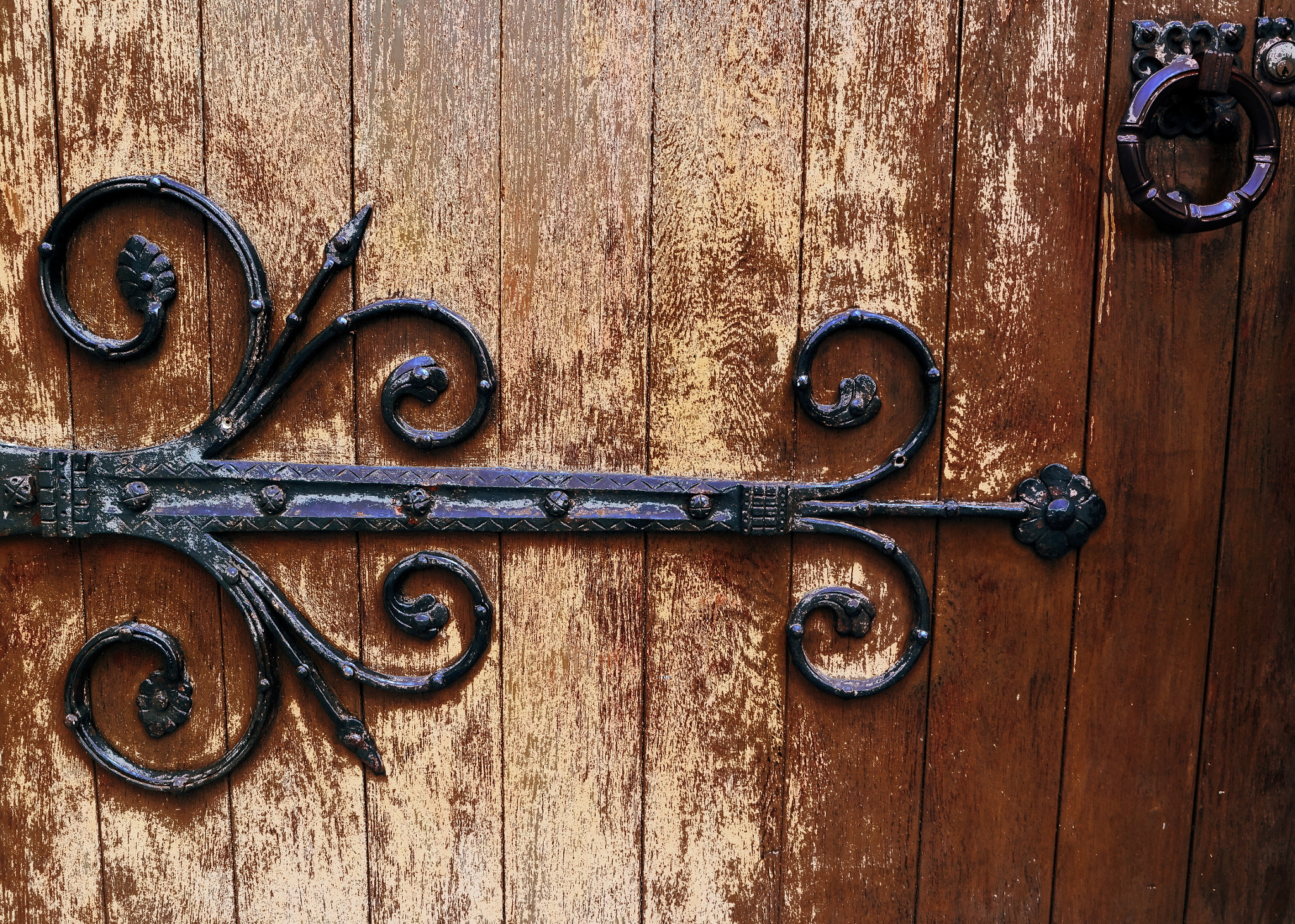 Samsung NX300M sample photo. Door details photography
