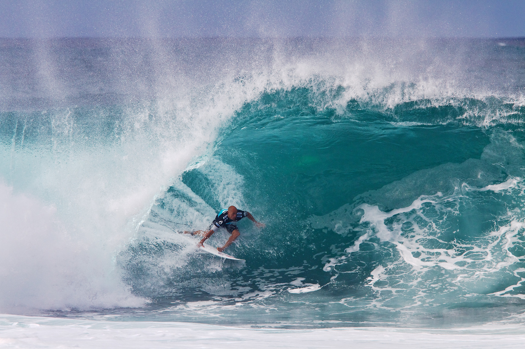 Canon EF 300mm F2.8L IS USM sample photo. Kelly slater at pipeline. photography