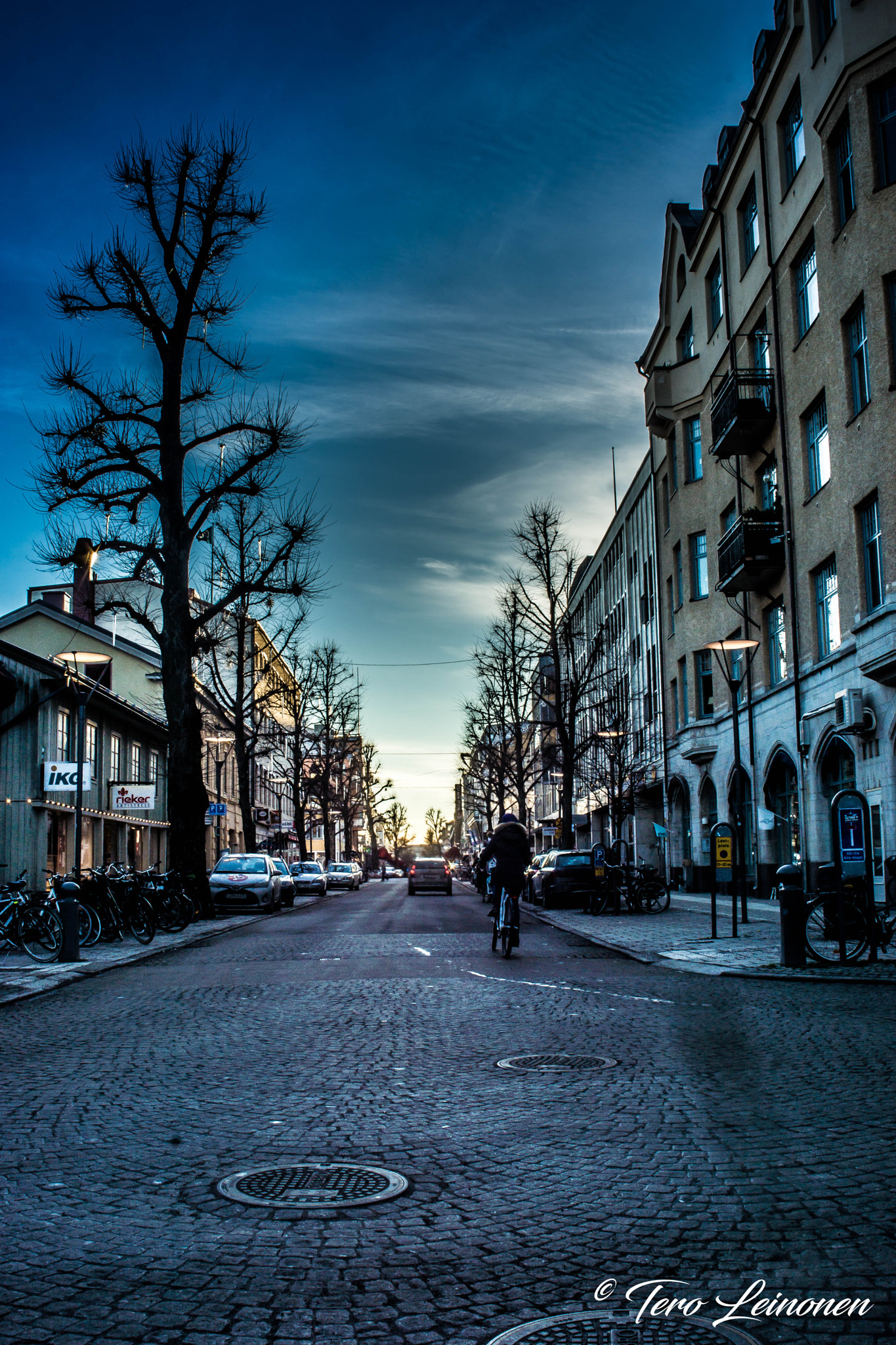 Minolta AF 24mm F2.8 sample photo. Streets of Örebro city photography