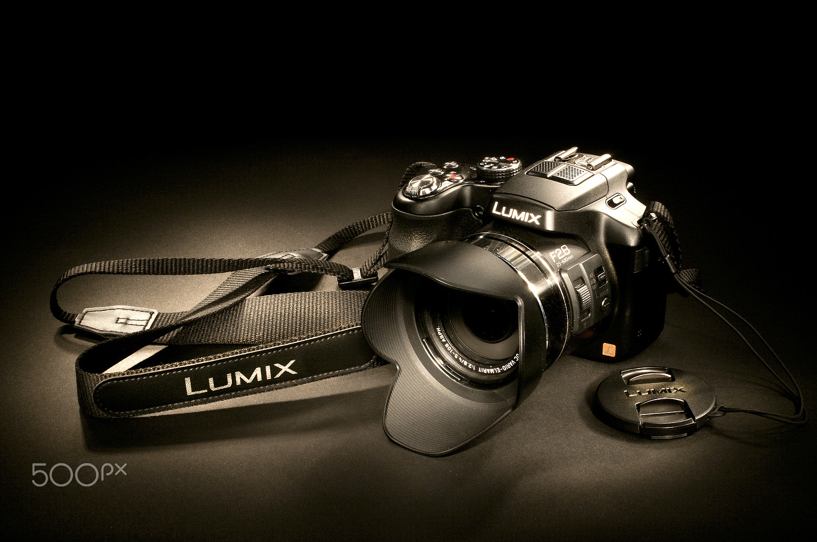 Nikon AF-S Nikkor 28-70mm F2.8 ED-IF sample photo. Painting with torchlight photography