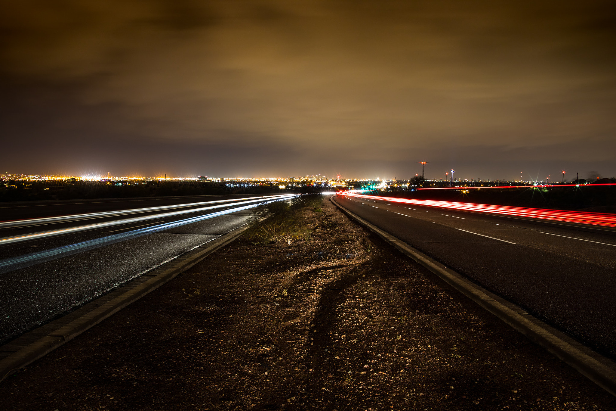 Canon EF 24mm F1.4L II USM sample photo. Phoenix city night lights photography