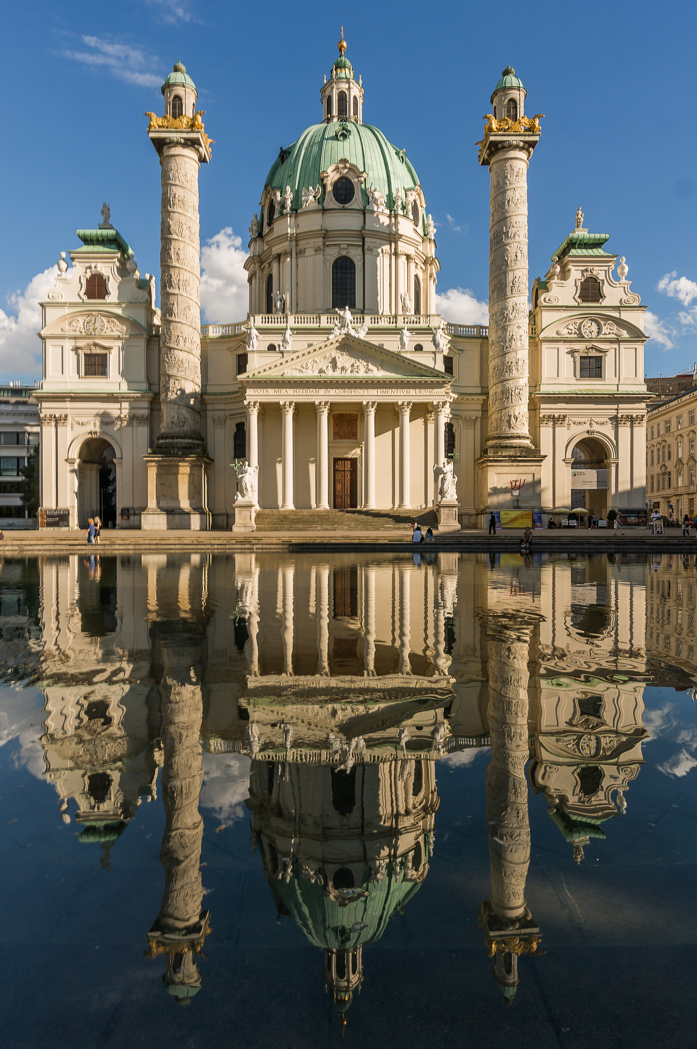 Sony Alpha NEX-6 + Sony E 10-18mm F4 OSS sample photo. Karlskirche iii photography