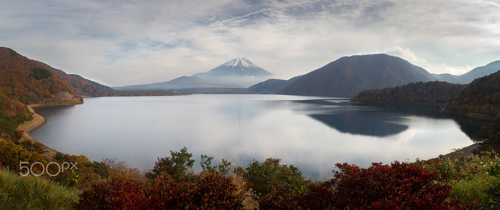Canon EOS 100D (EOS Rebel SL1 / EOS Kiss X7) sample photo. Fuji view from lake motosuko photography