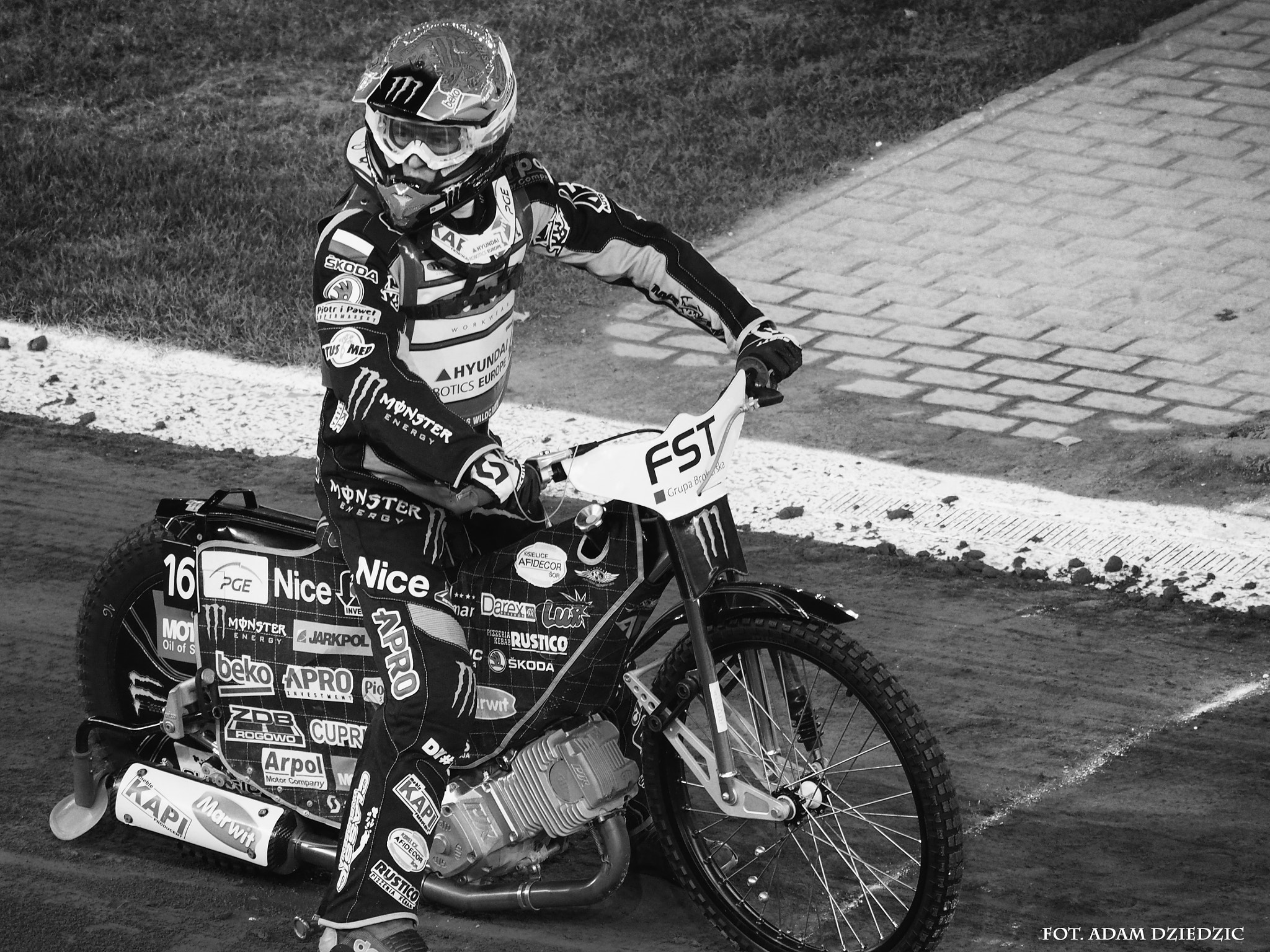 Olympus OM-D E-M10 sample photo. Speedway grand prix toruń photography