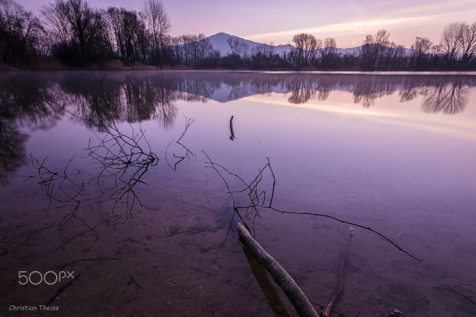 Canon EOS 80D + Sigma 10-20mm F4-5.6 EX DC HSM sample photo. Purple water photography