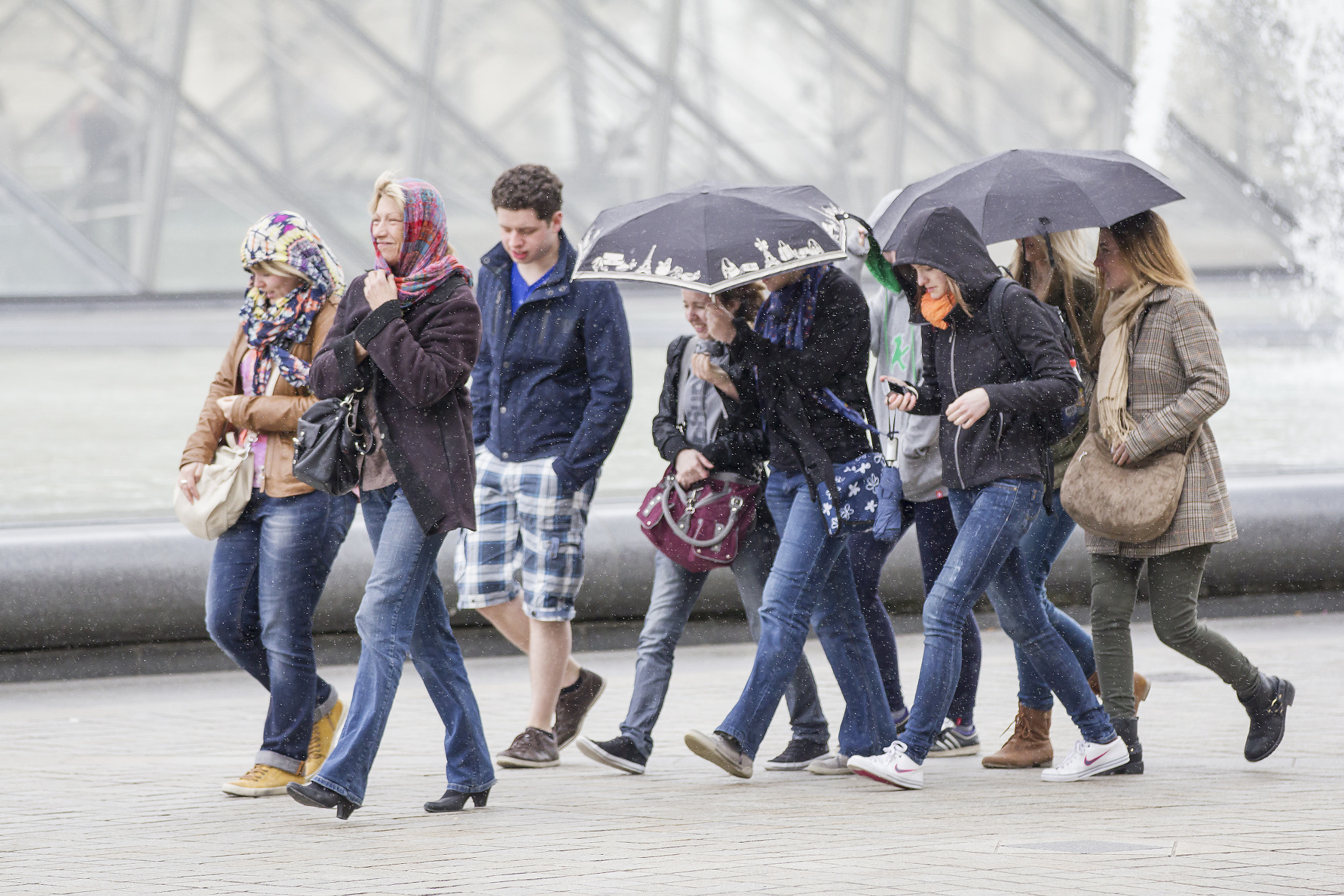 Canon EF 70-200mm F2.8L IS II USM sample photo. Sous la pluie photography