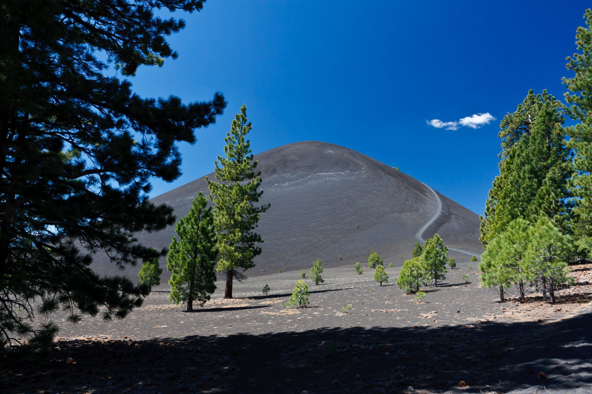 Canon EOS 30D sample photo. Cinder cone photography