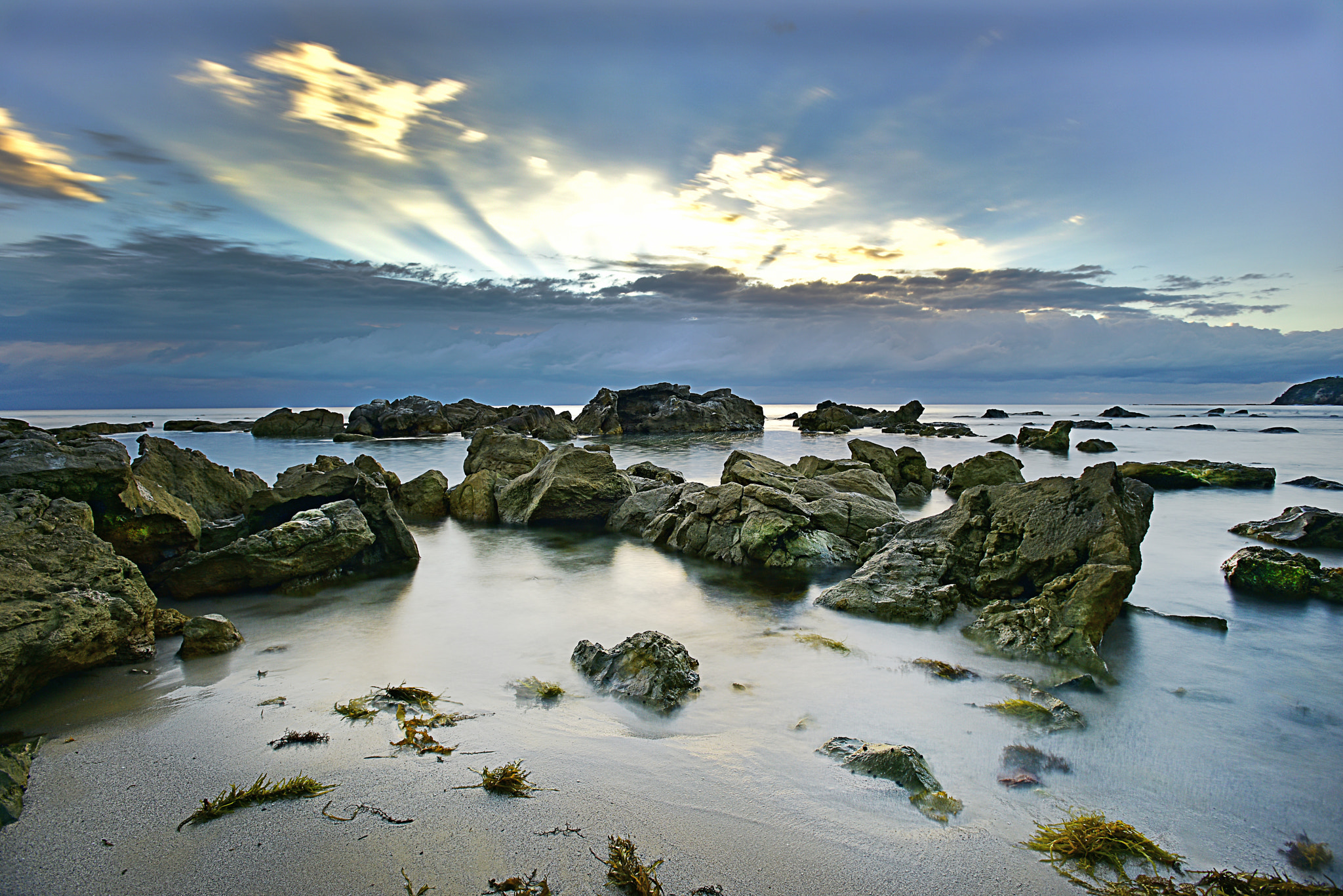 Nikon AF-S Nikkor 17-35mm F2.8D ED-IF sample photo. The bogeyhole photography